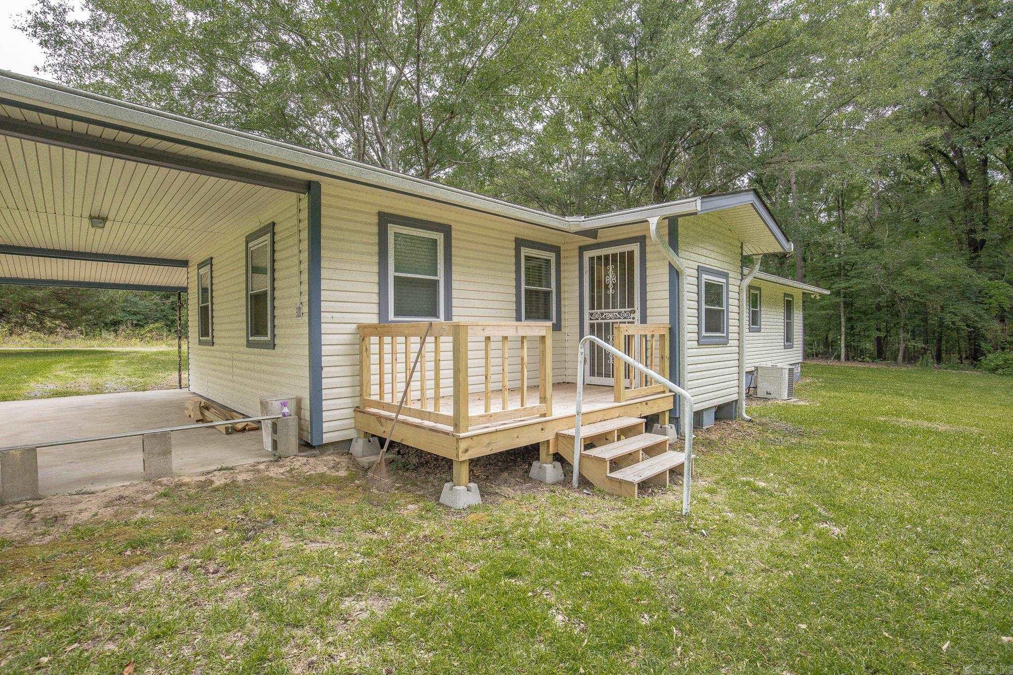 6810 Wingard Road Property Photo 9