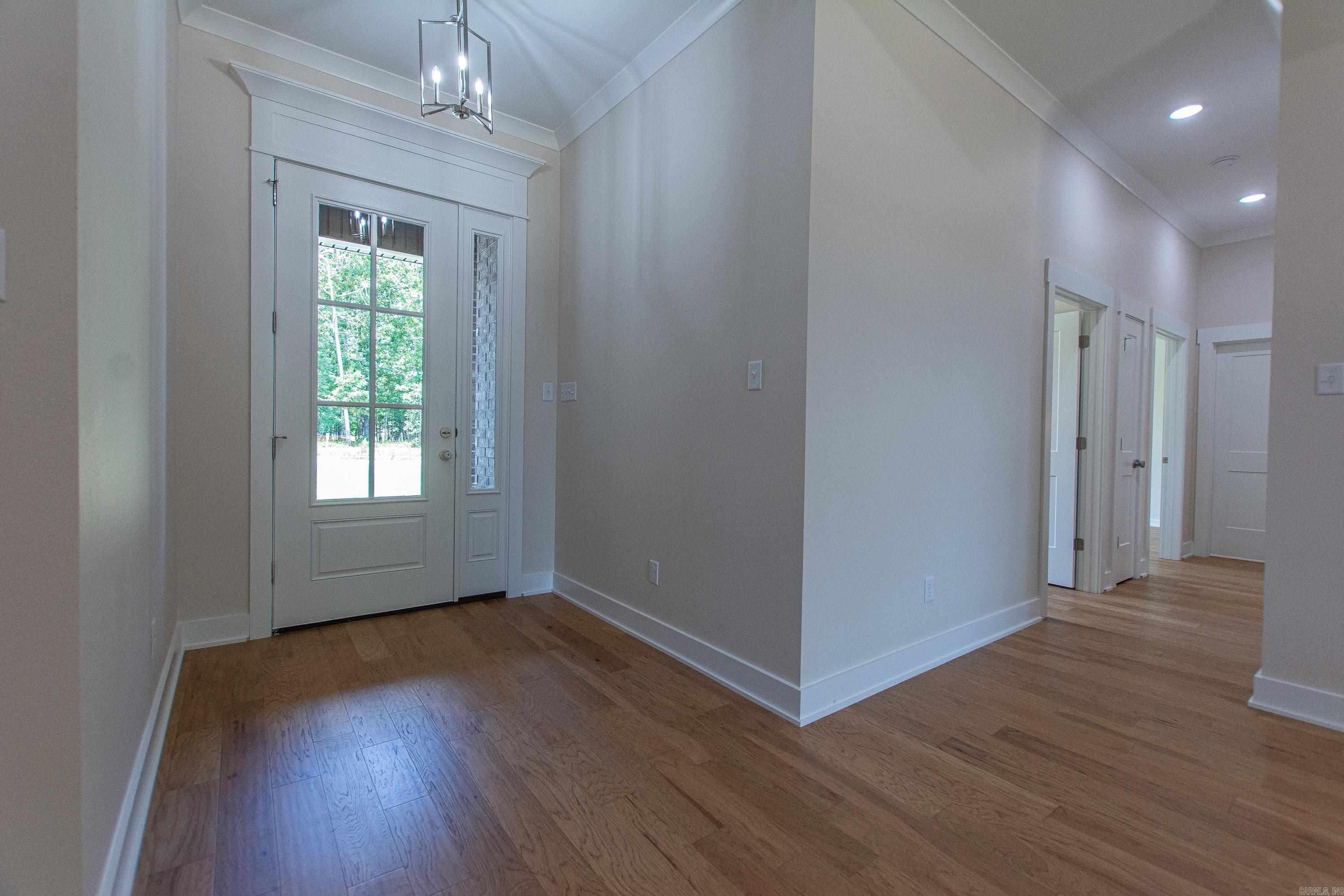 809 Conrad Cove Property Photo 3