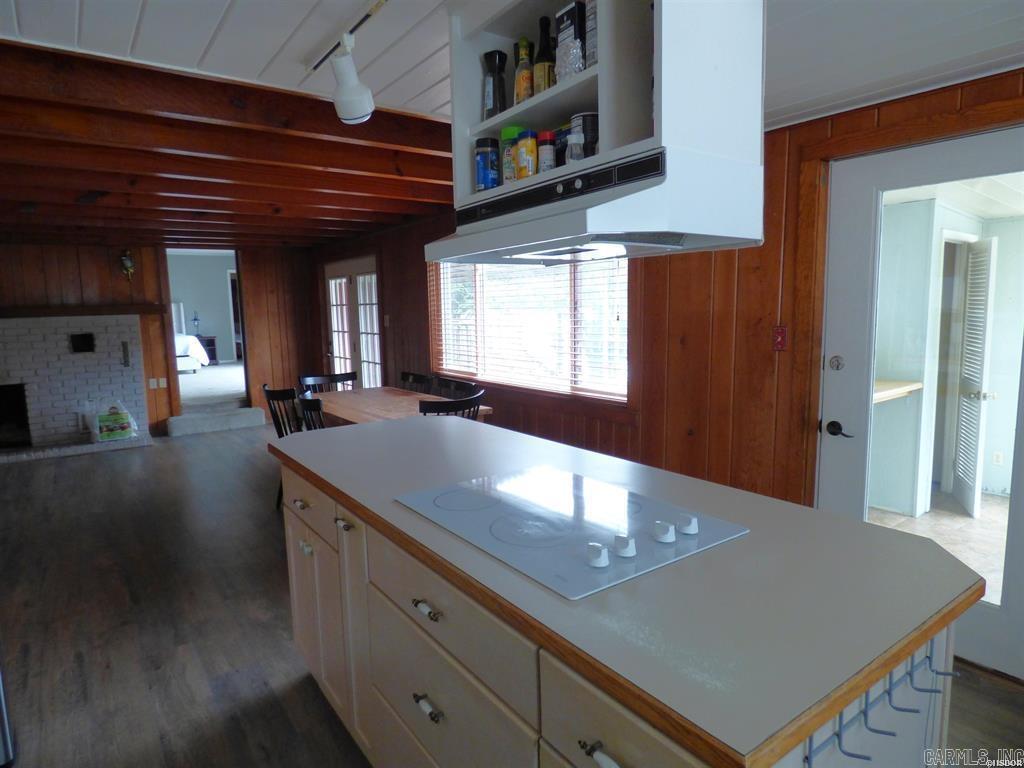 213 Long Island Property Photo 17