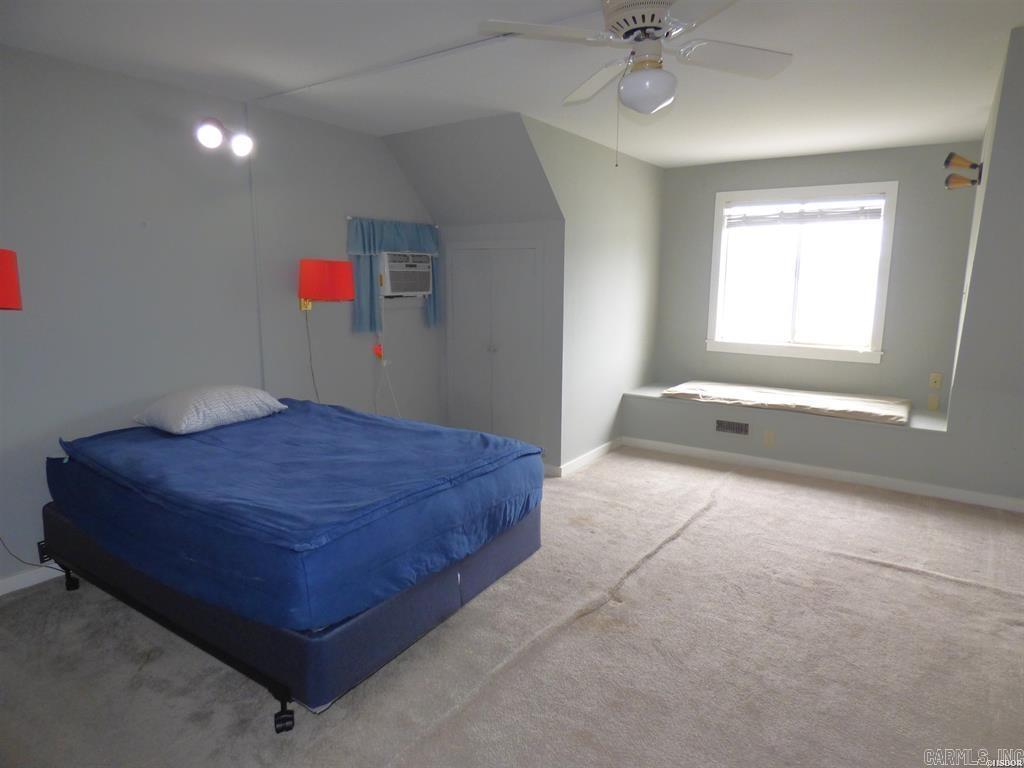 213 Long Island Property Photo 28
