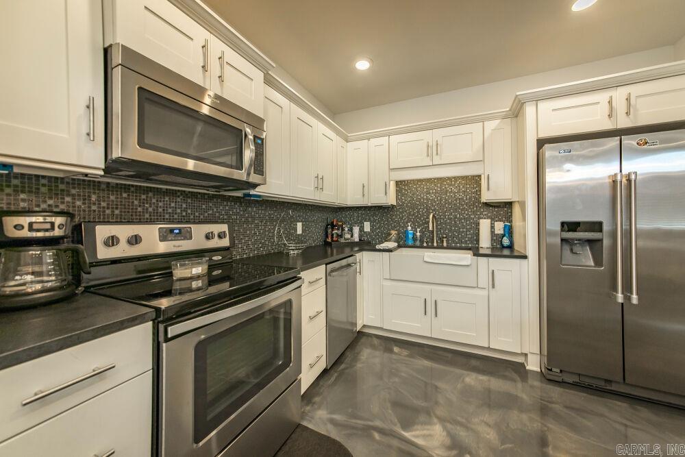 7910 Edgemont Rd, Suite 200 Property Photo 4