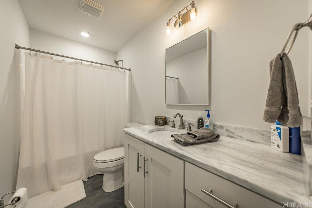 7910 Edgemont Rd, Suite 200 Property Photo 9