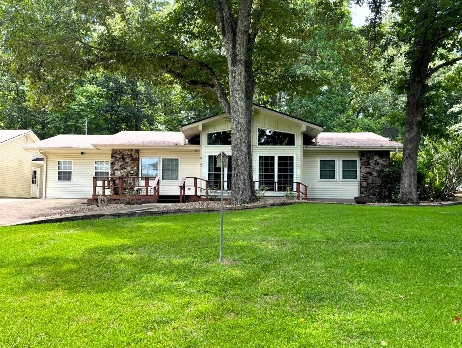 64 Cherokee Road Property Photo 1