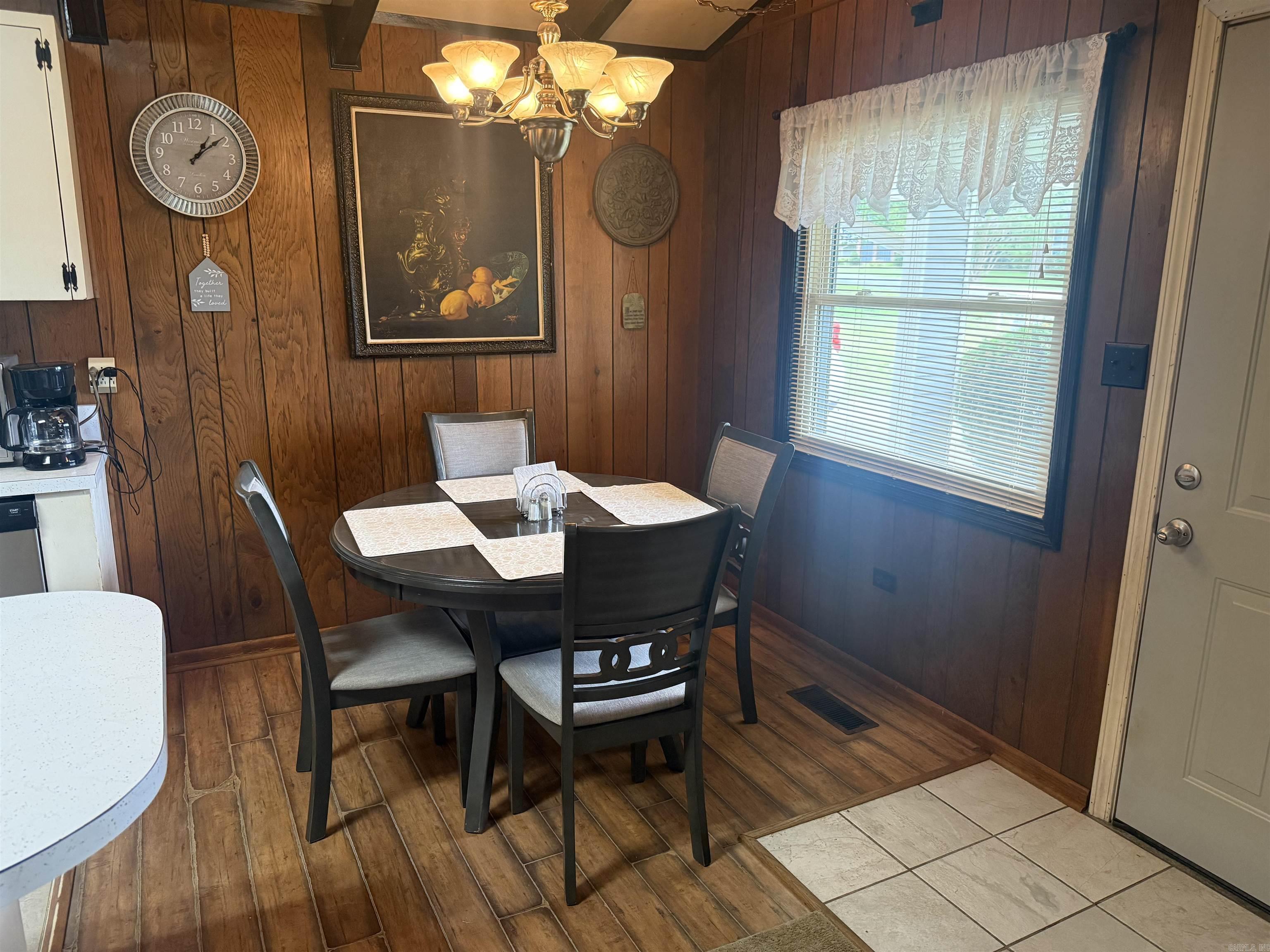 250 Ridgecrest Road Property Photo 5