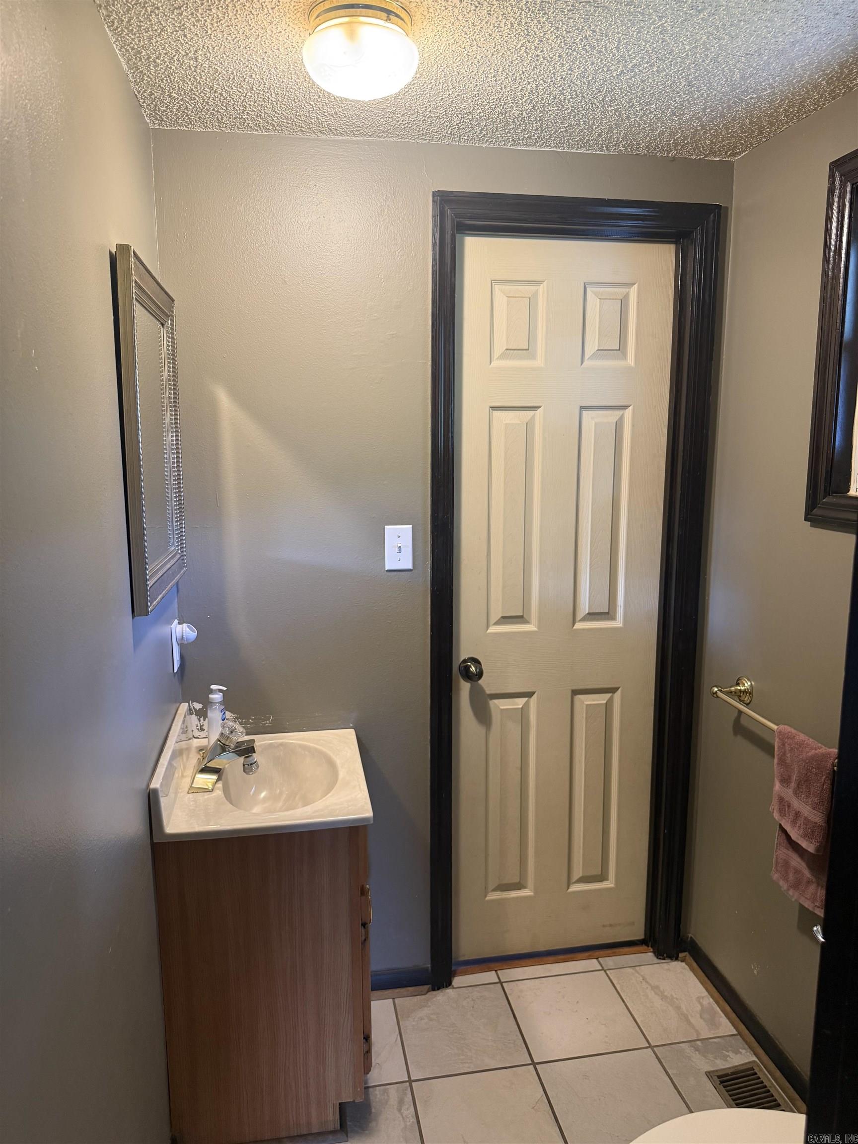 250 Ridgecrest Road Property Photo 10