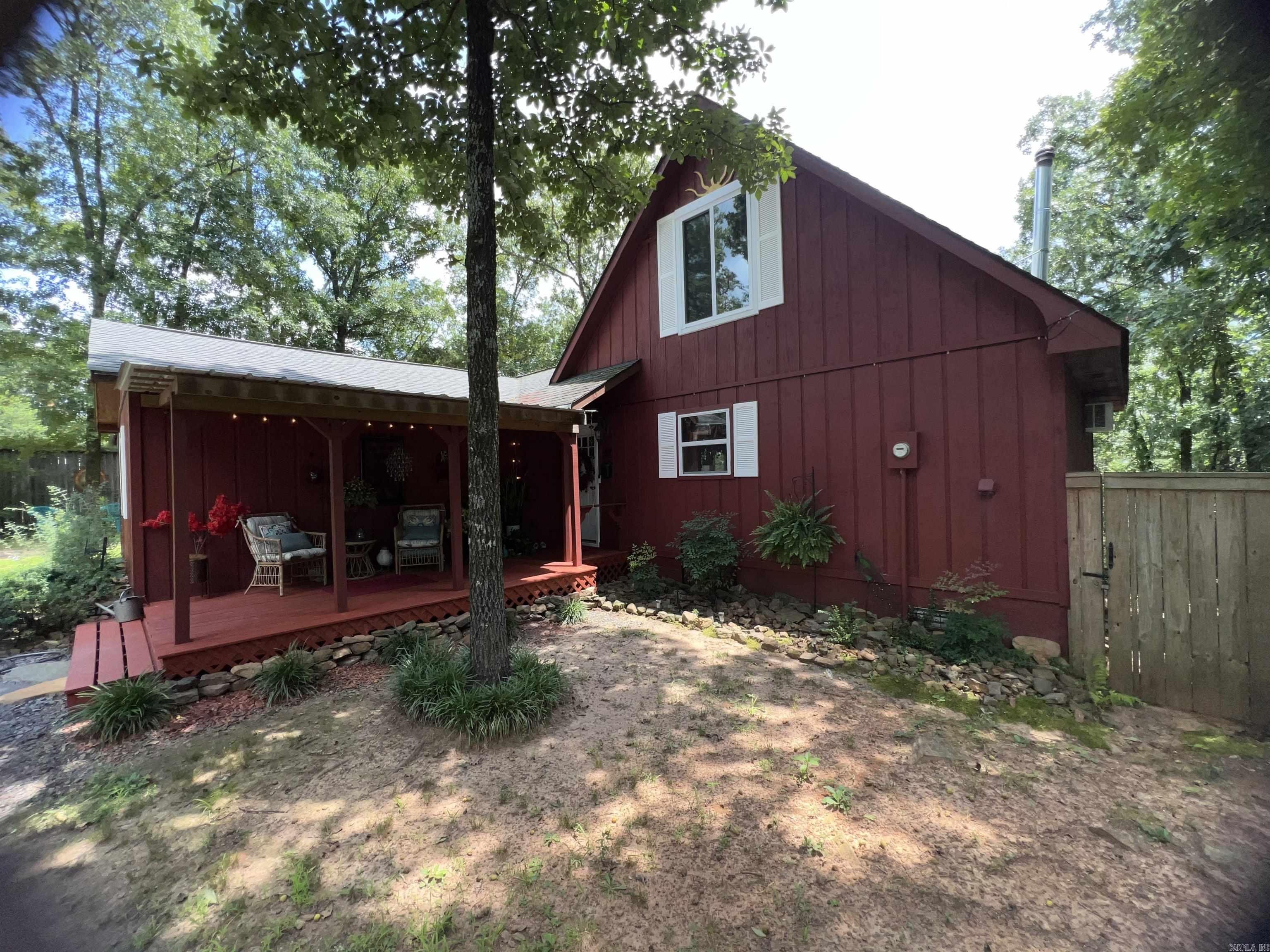 438 Harpers Cove Property Photo 4