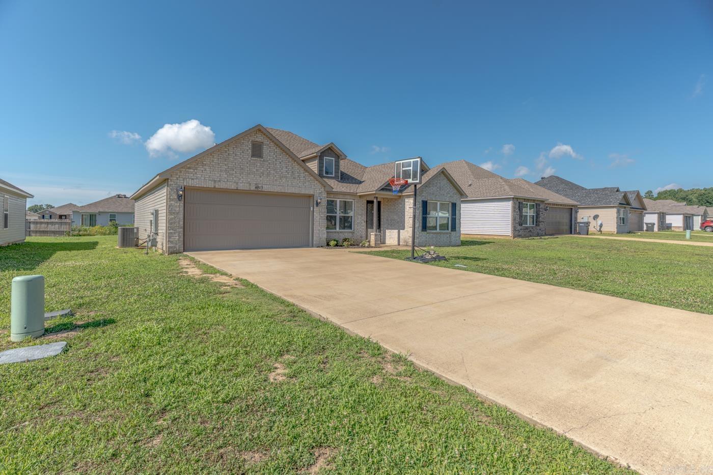 4913 Prospector Drive Property Photo 4