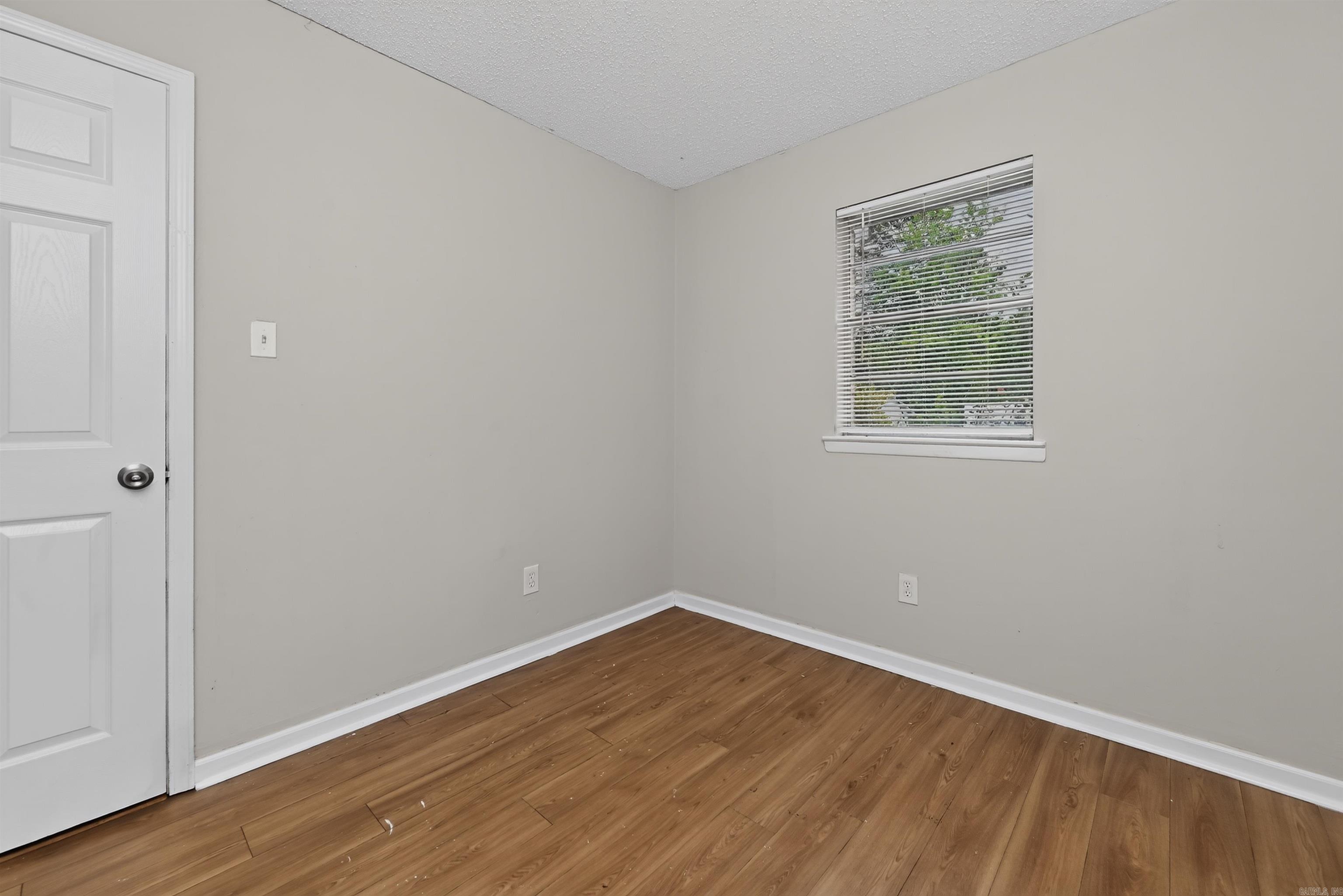 26 Glendale Drive Property Photo 20