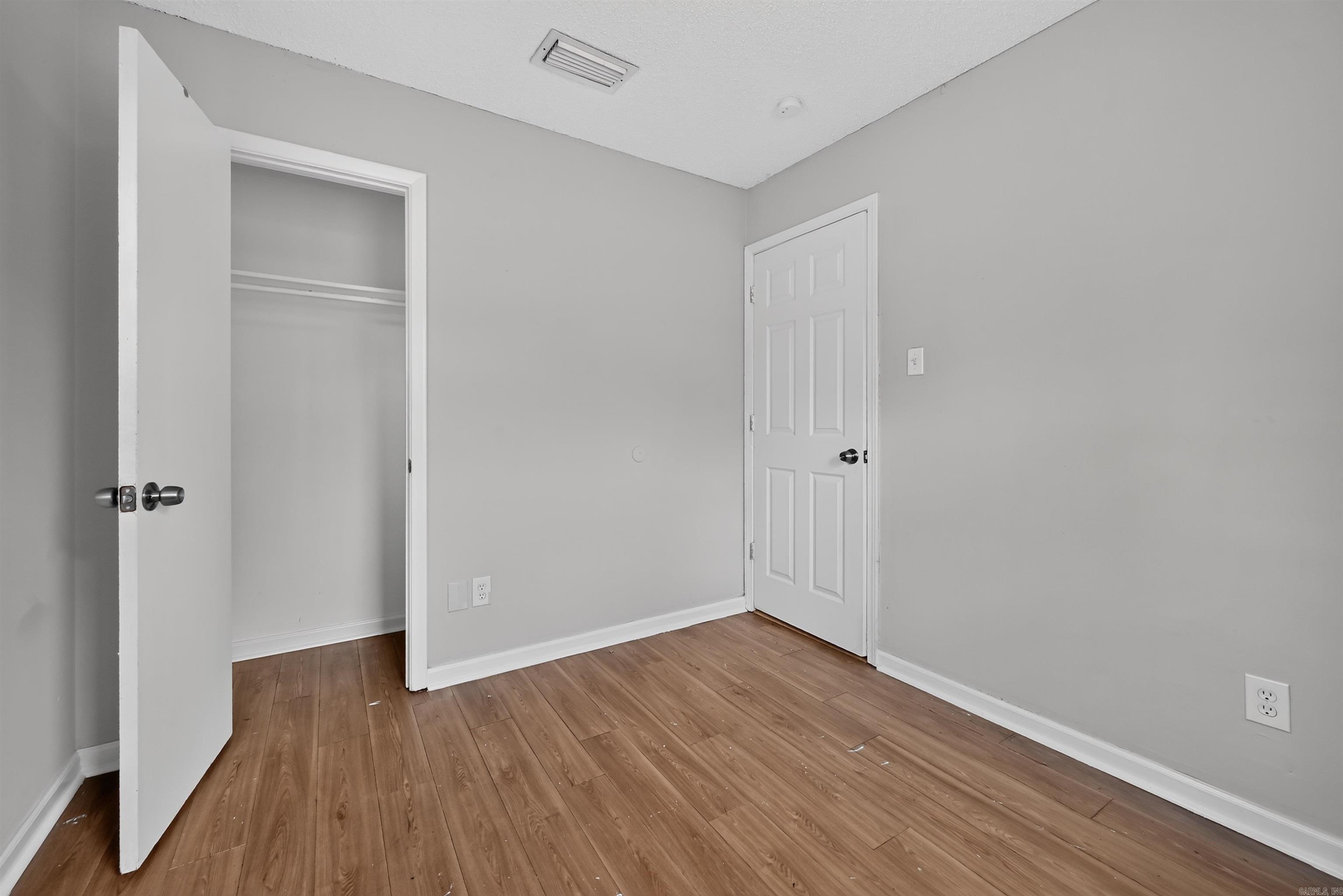 26 Glendale Drive Property Photo 23