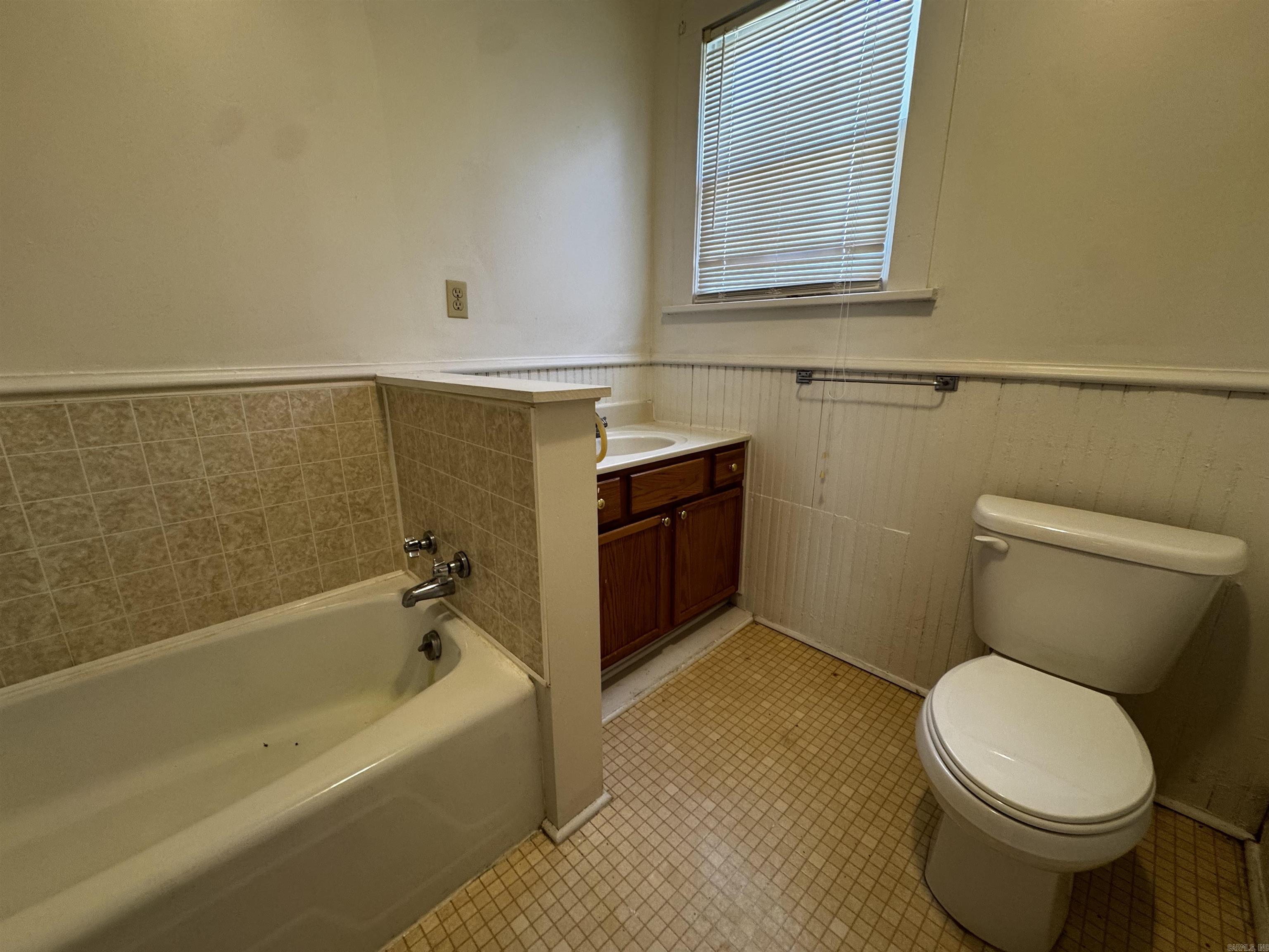 196 E Martin Luther King Dr. Property Photo 21