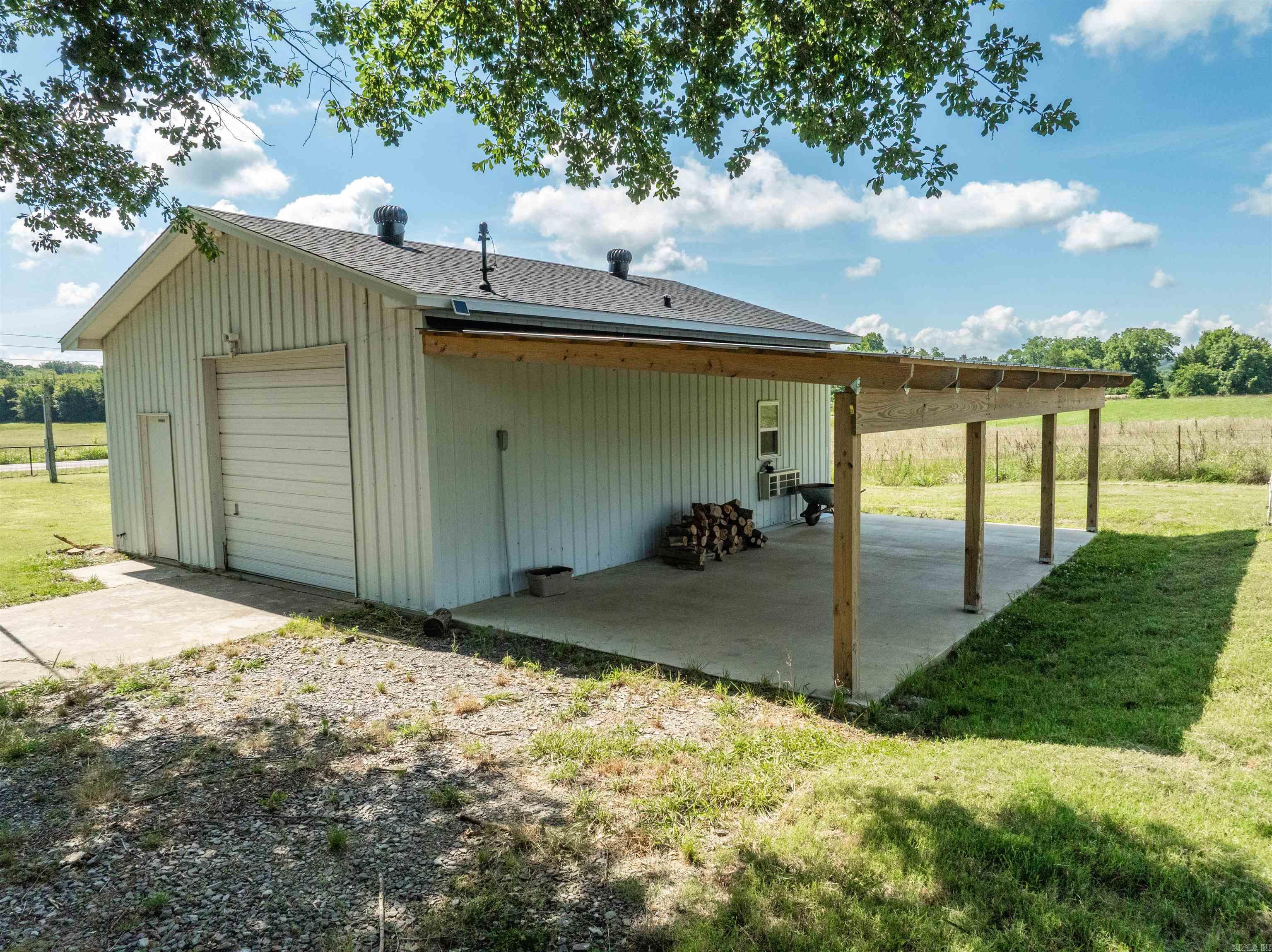 19025 Highway 41 Property Photo 29