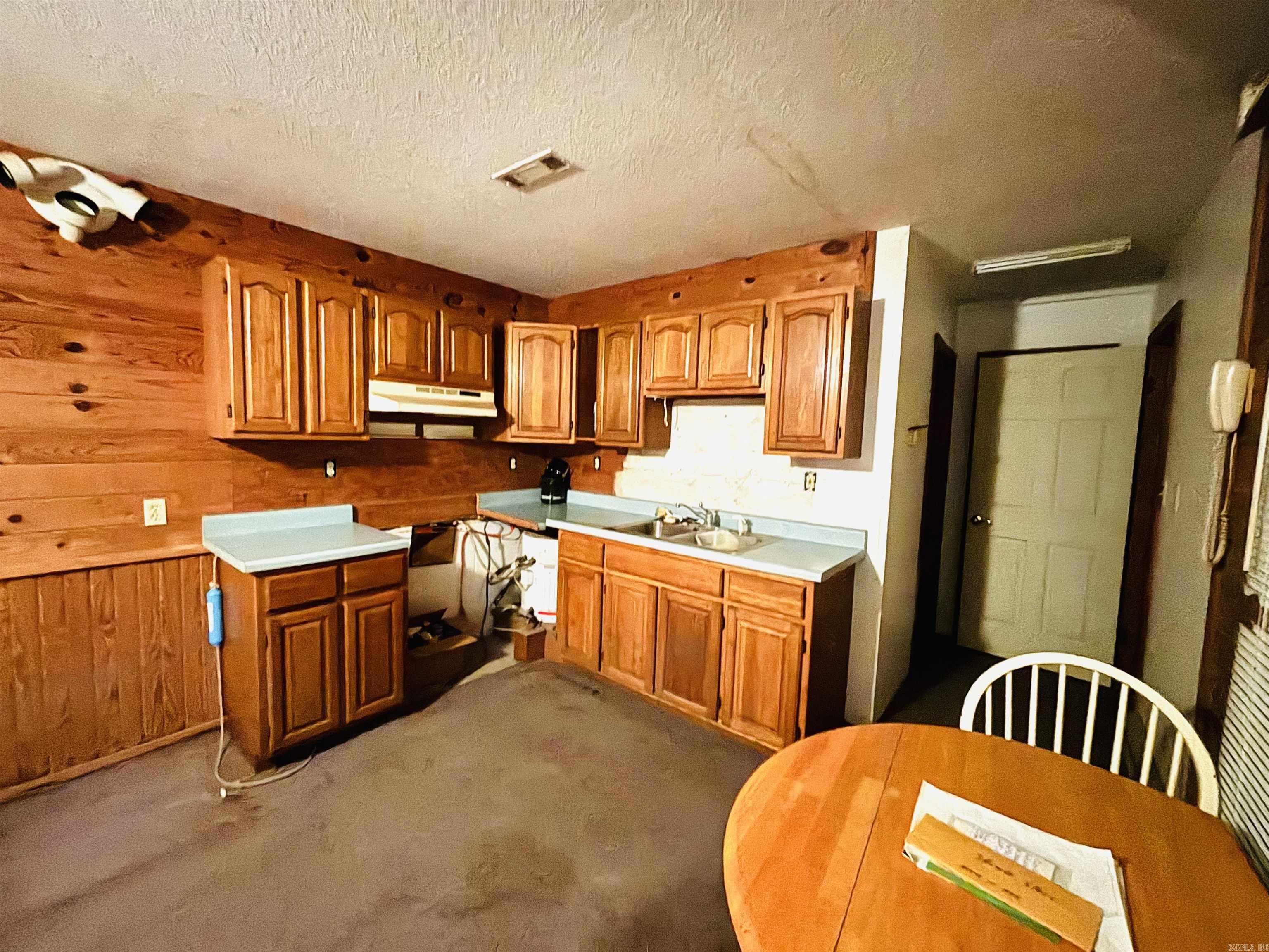 124 Bluffs Drive Property Photo 11