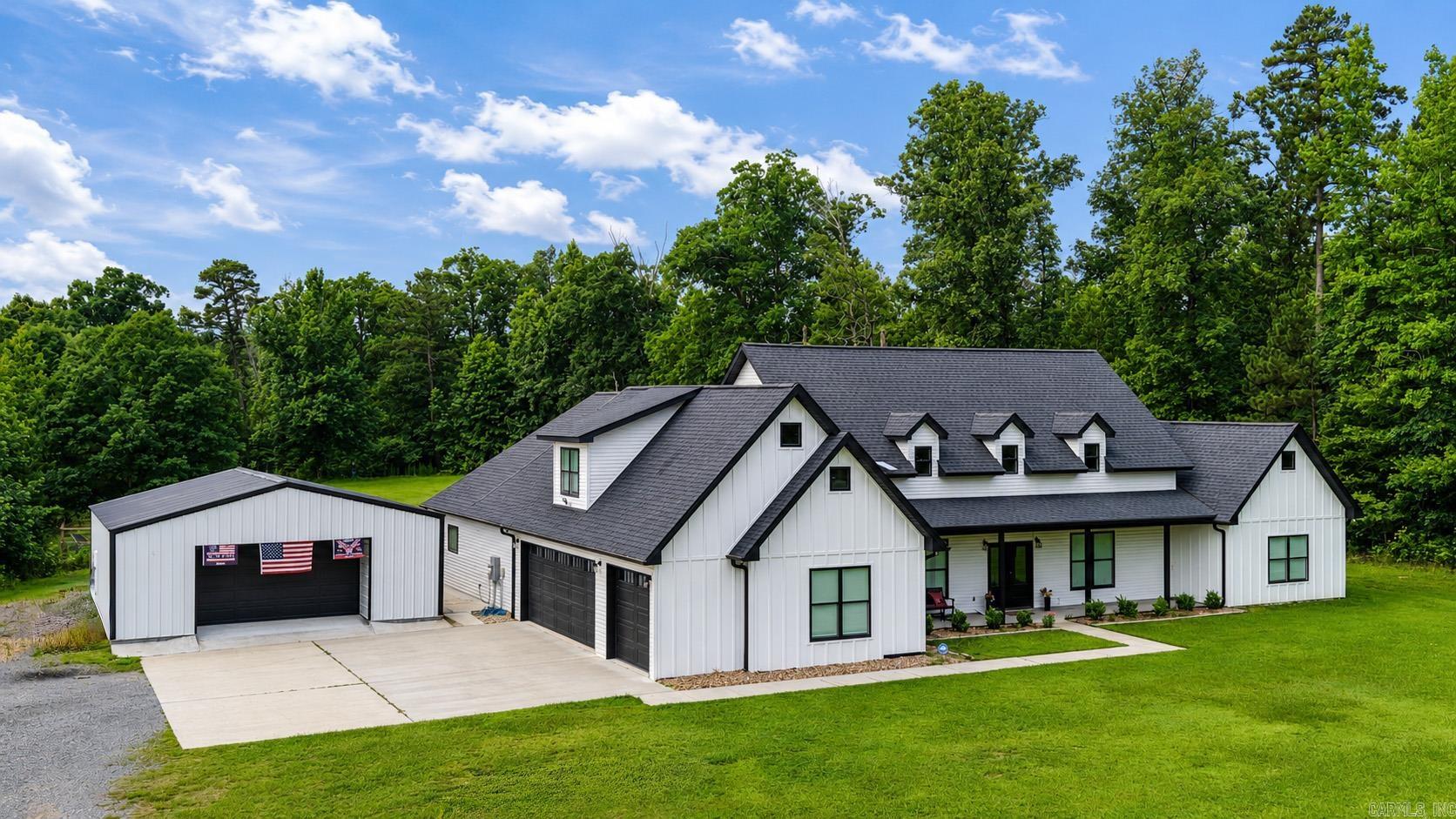 616 Ussery Property Photo 1