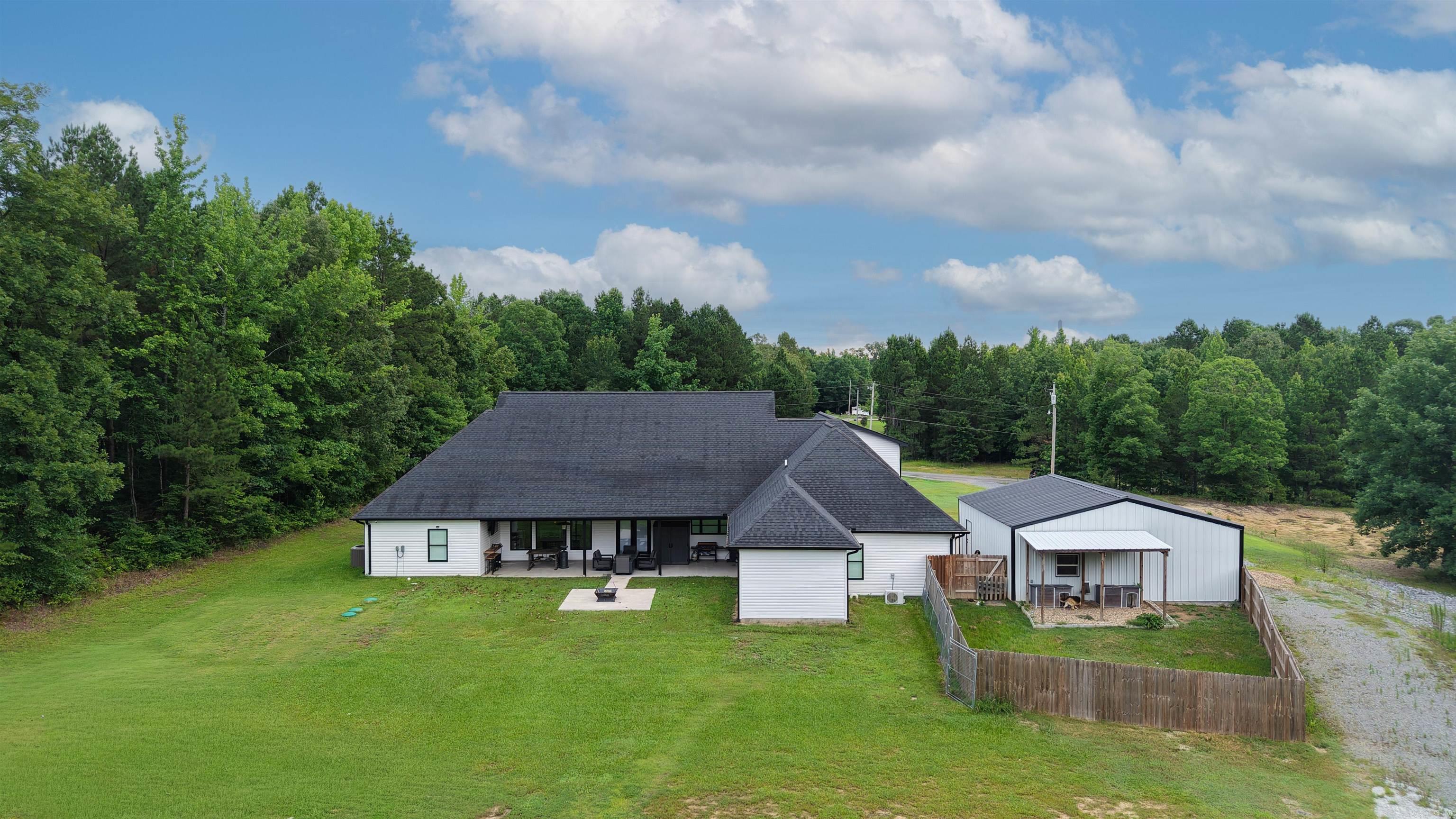 616 Ussery Property Photo 36