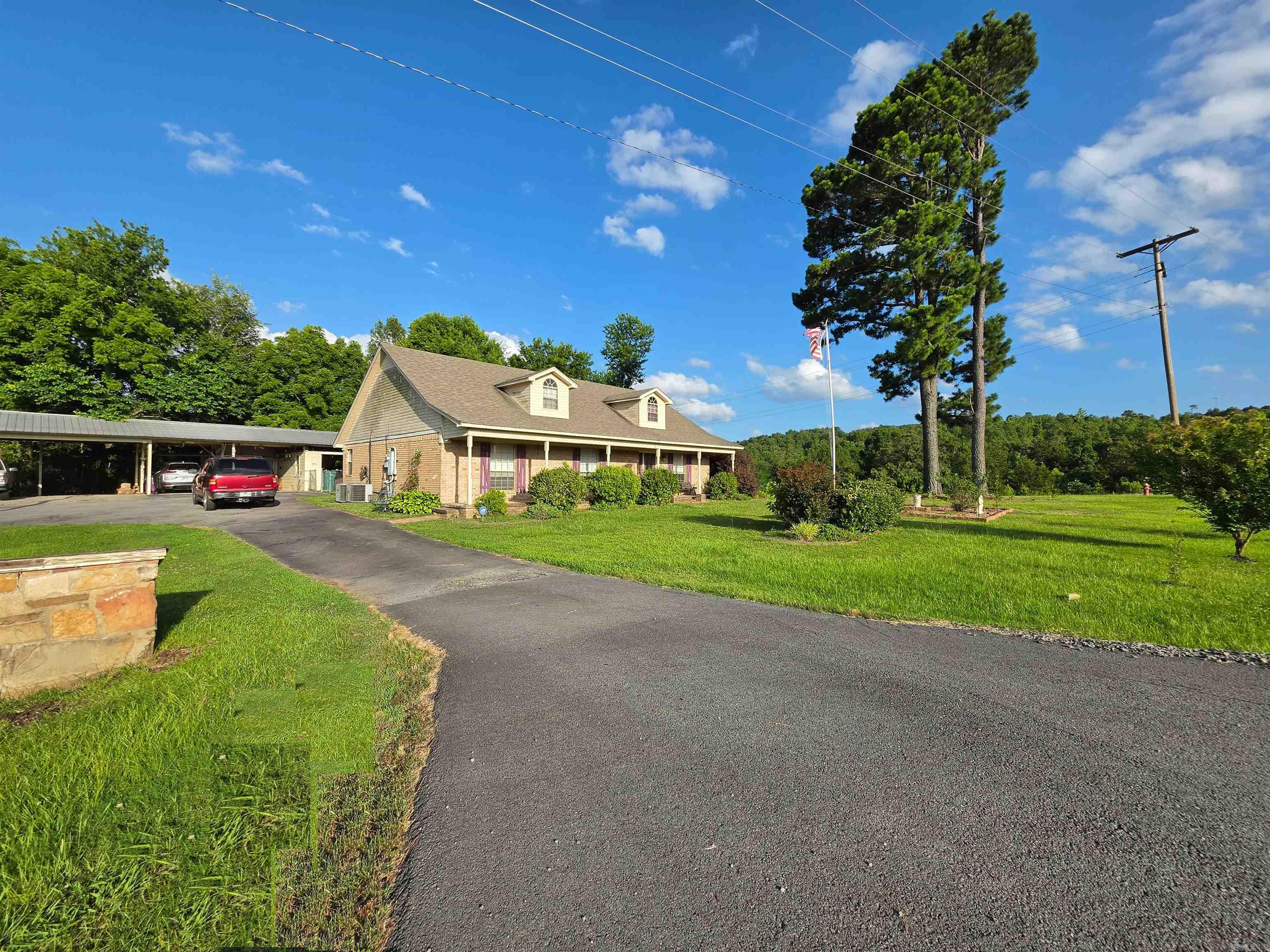 608 Hwy 285 N Property Photo 1