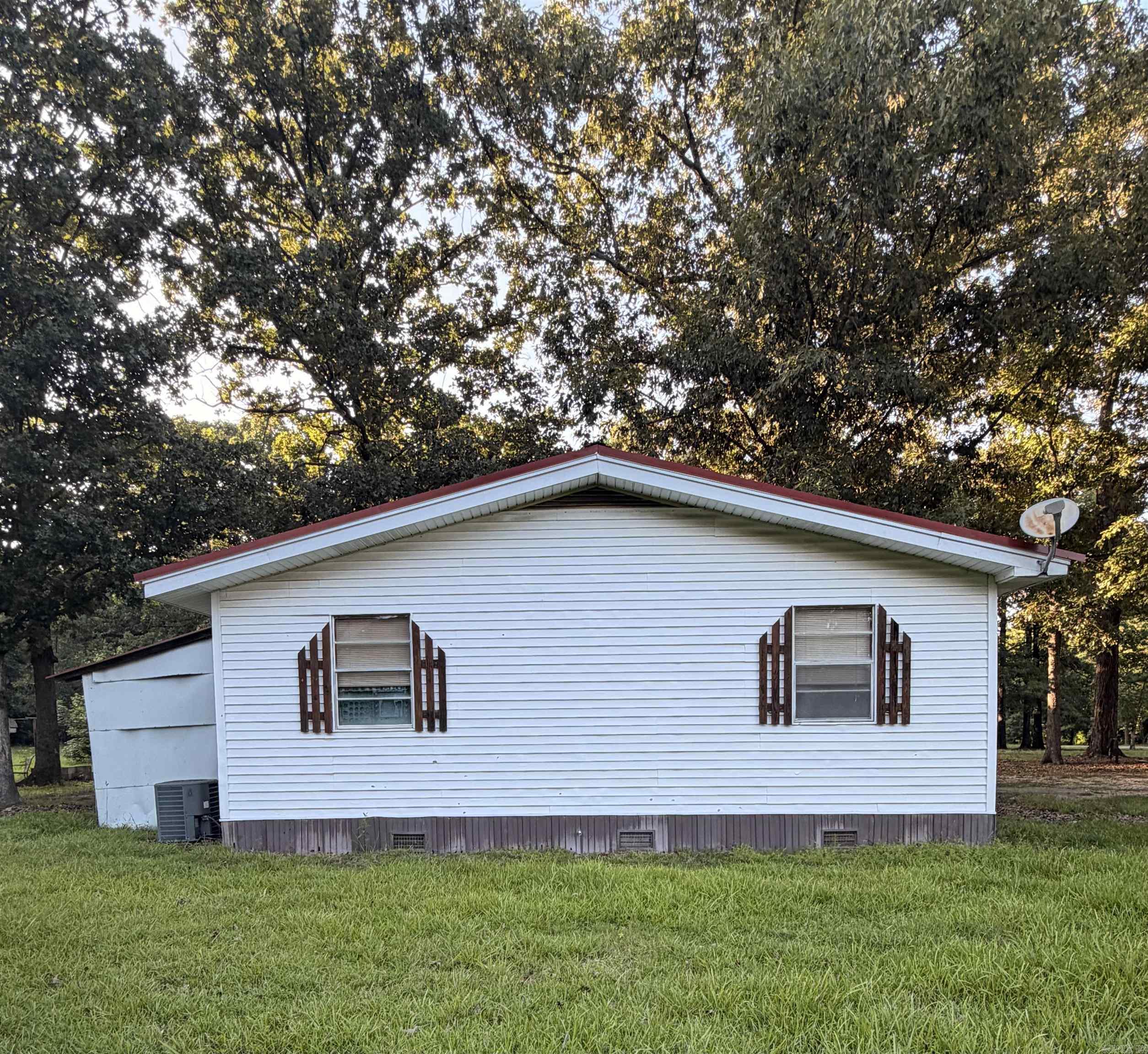 90 Red Oak Road Property Photo 3