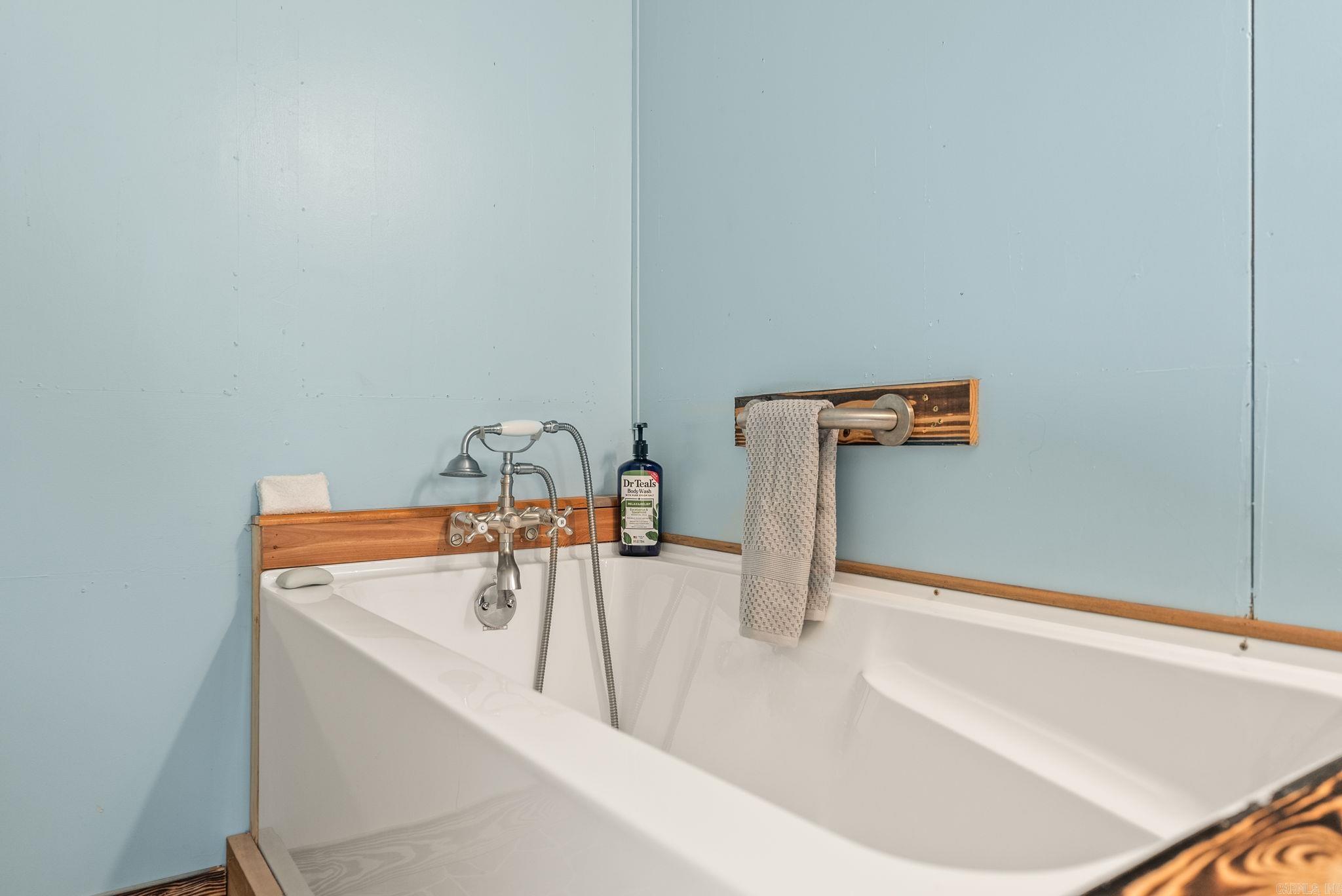 118 Chalet Circle Property Photo 25