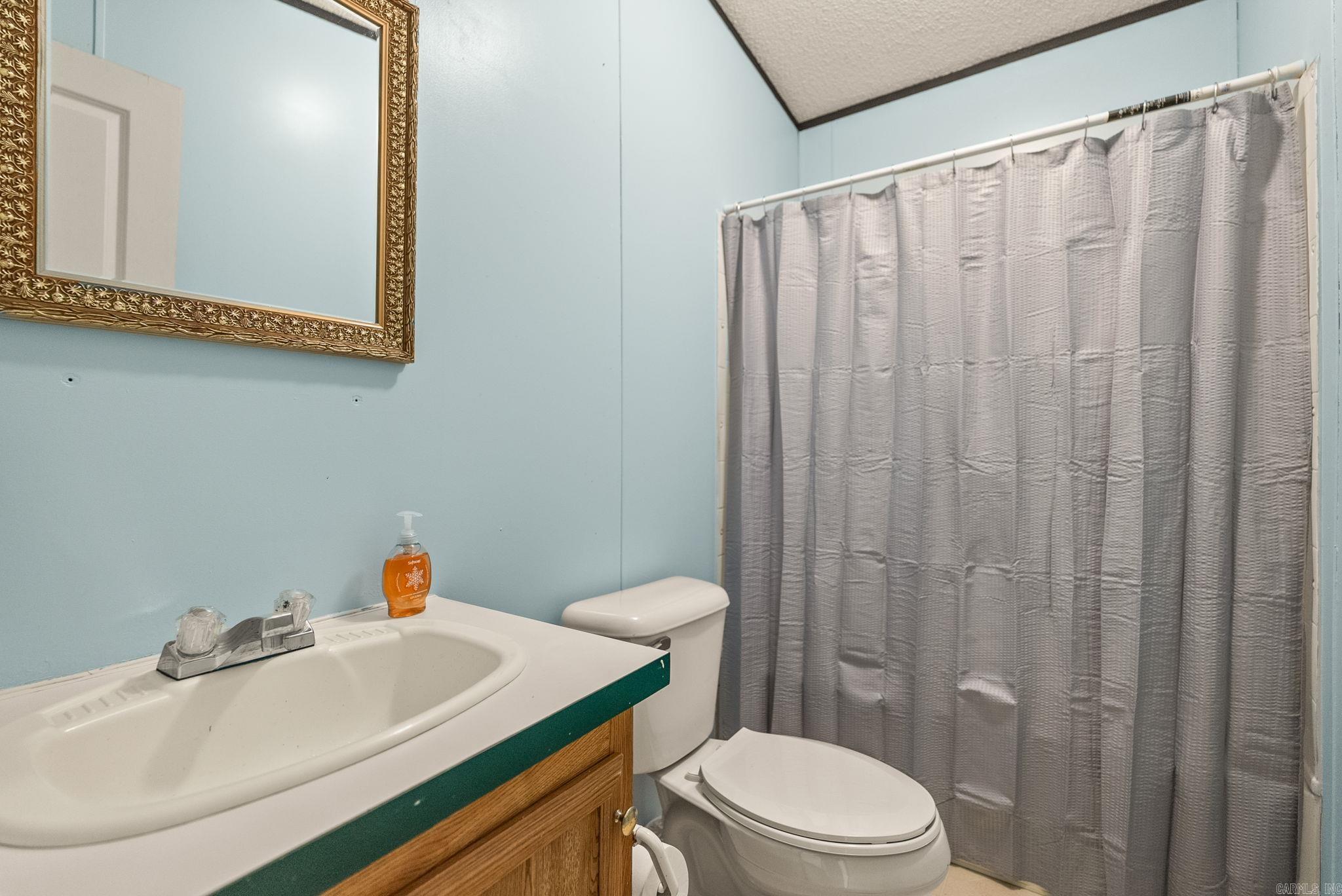 118 Chalet Circle Property Photo 29