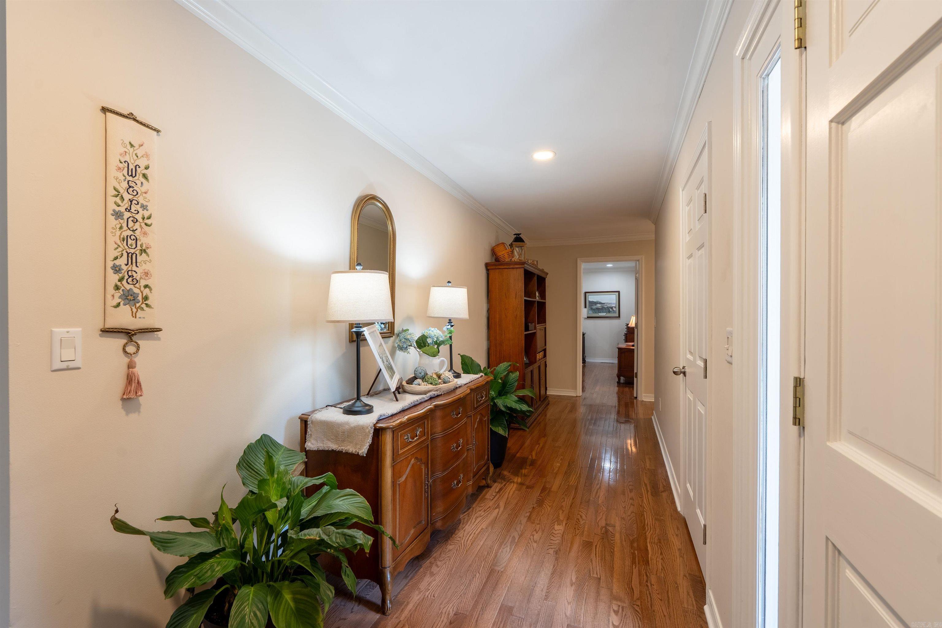 1021 Huntington Place Property Photo 16