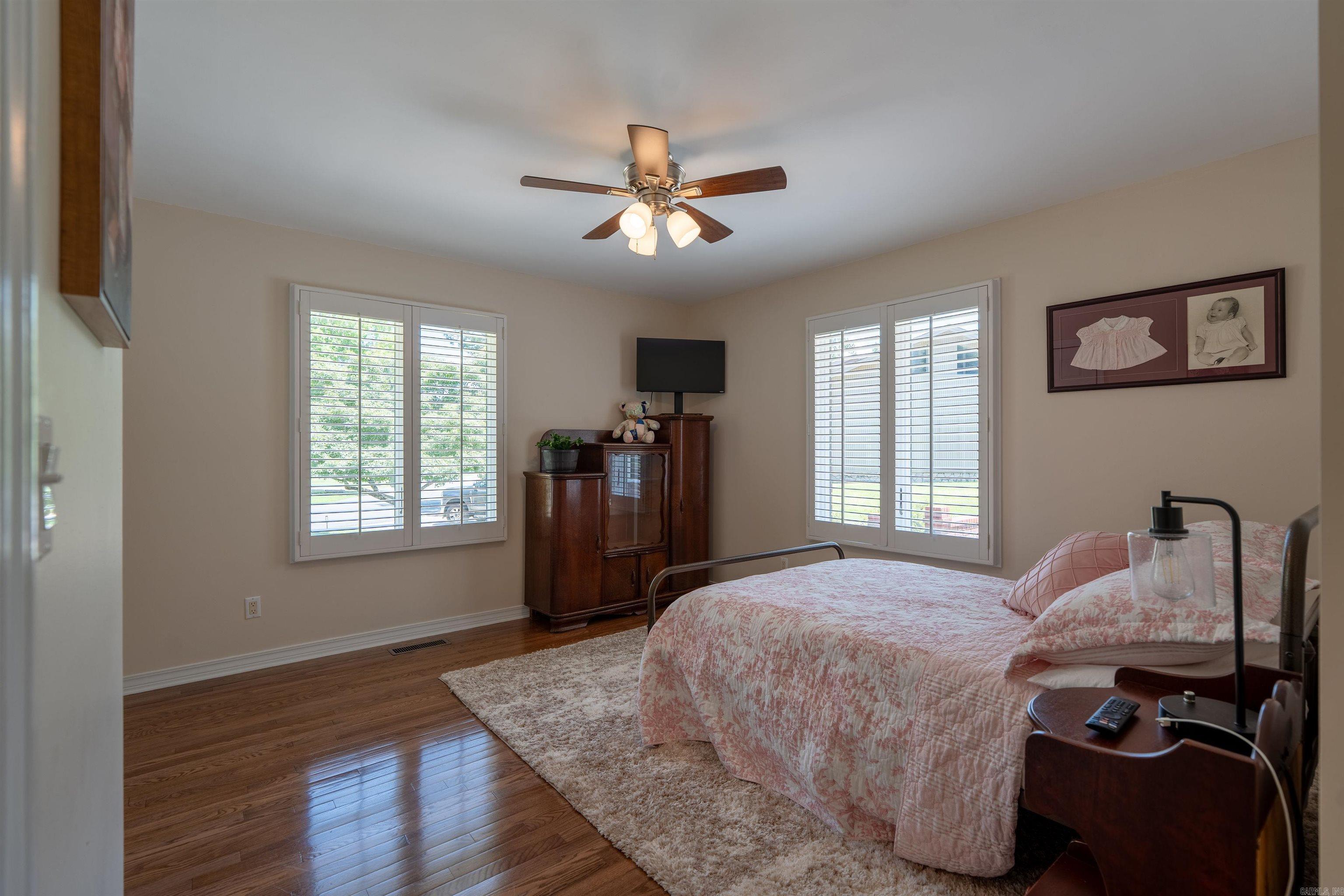 1021 Huntington Place Property Photo 30
