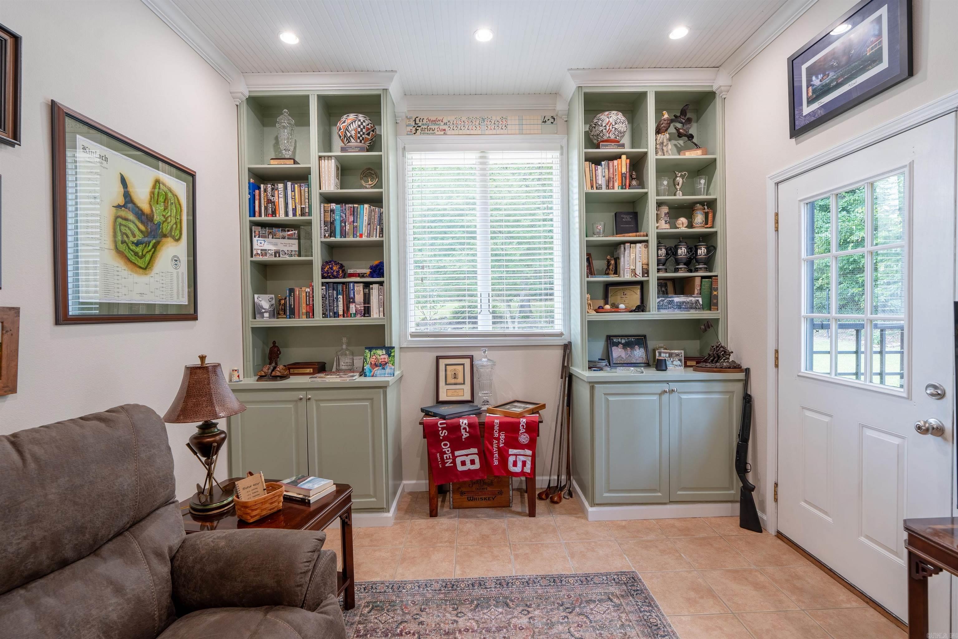1021 Huntington Place Property Photo 40