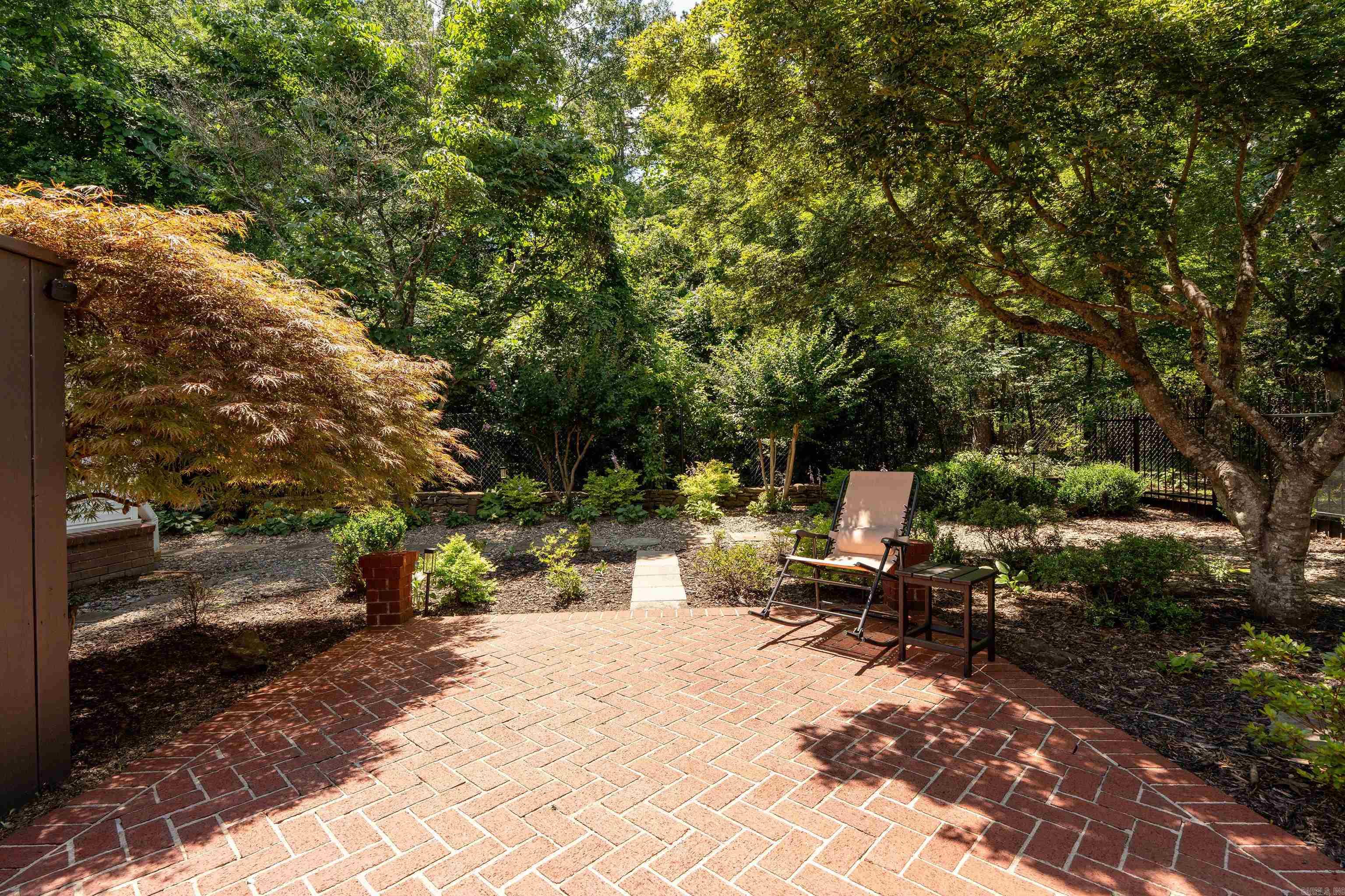 1021 Huntington Place Property Photo 42
