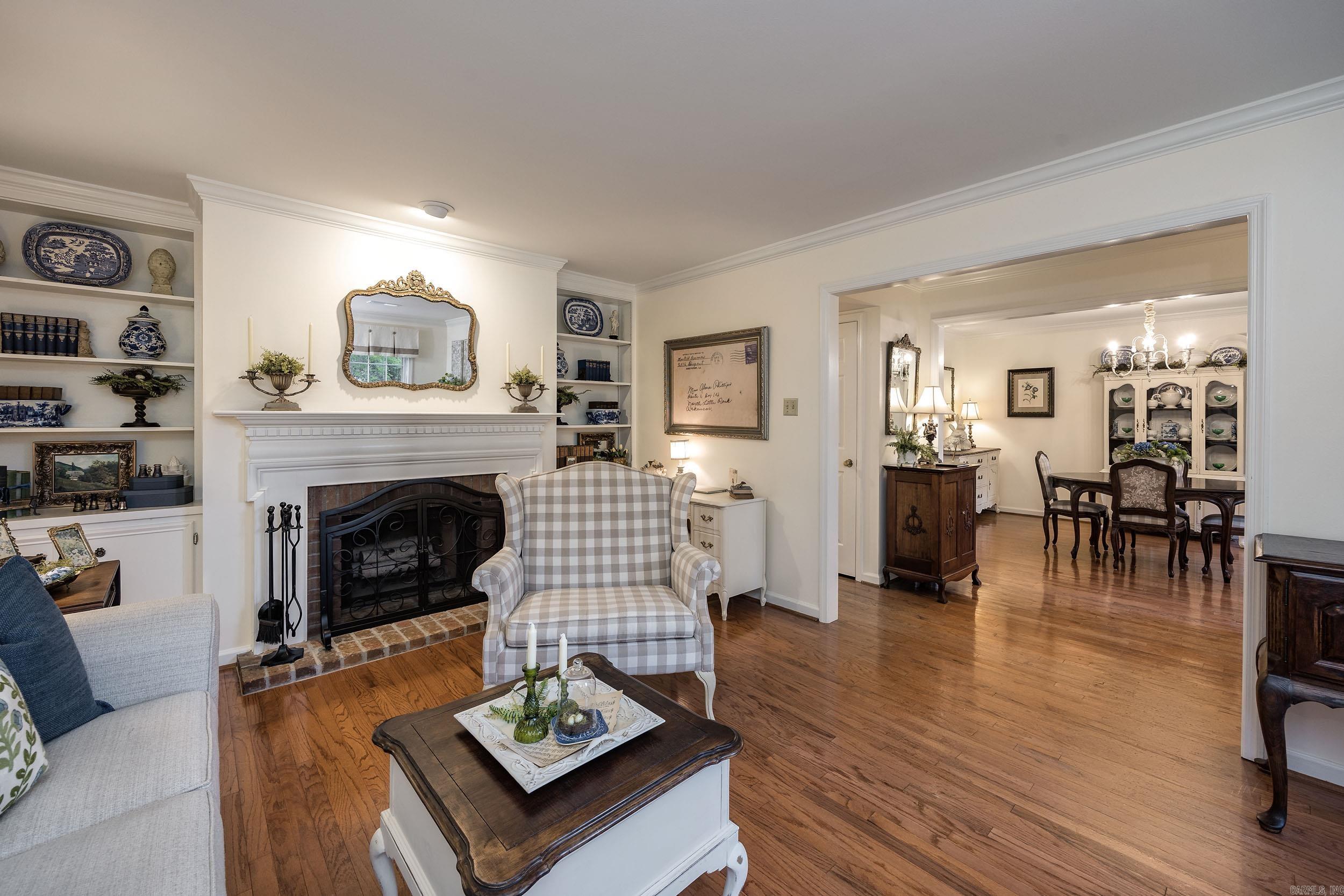2 Windsor Court Property Photo 9