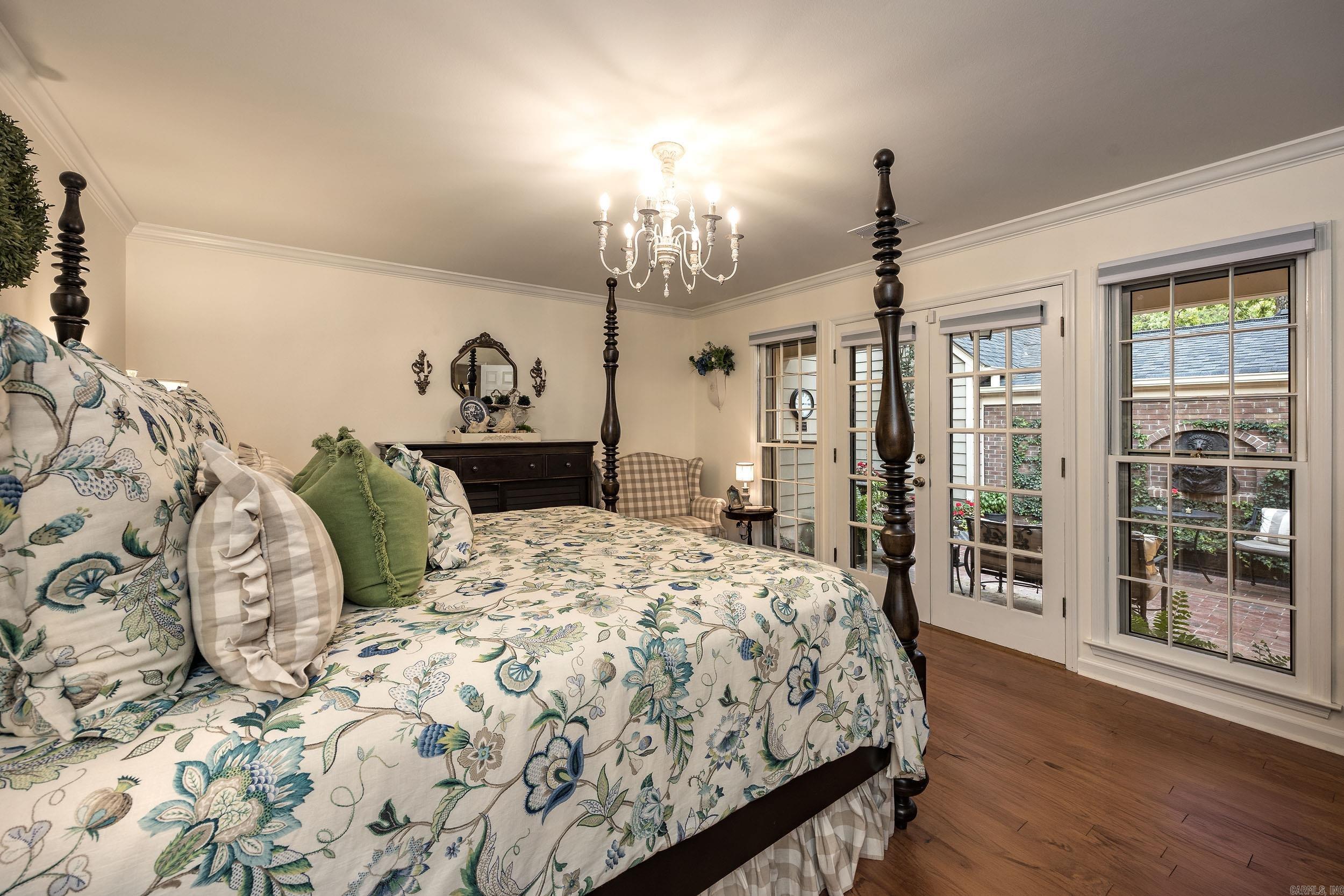 2 Windsor Court Property Photo 24