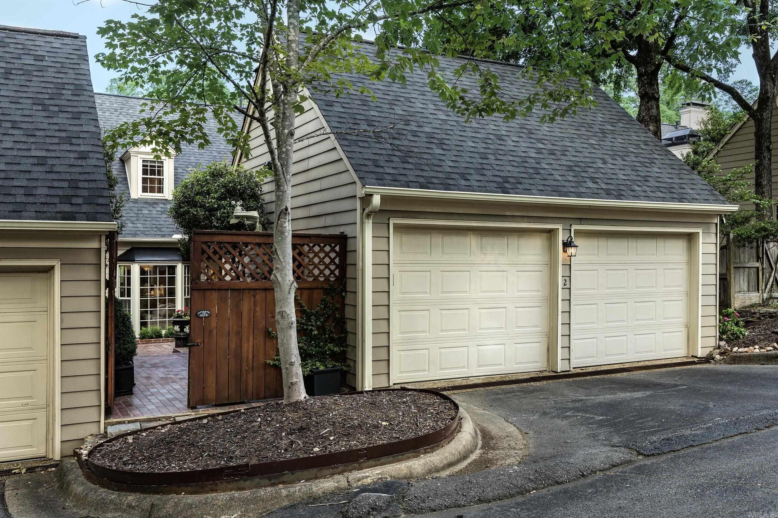 2 Windsor Court Property Photo 49
