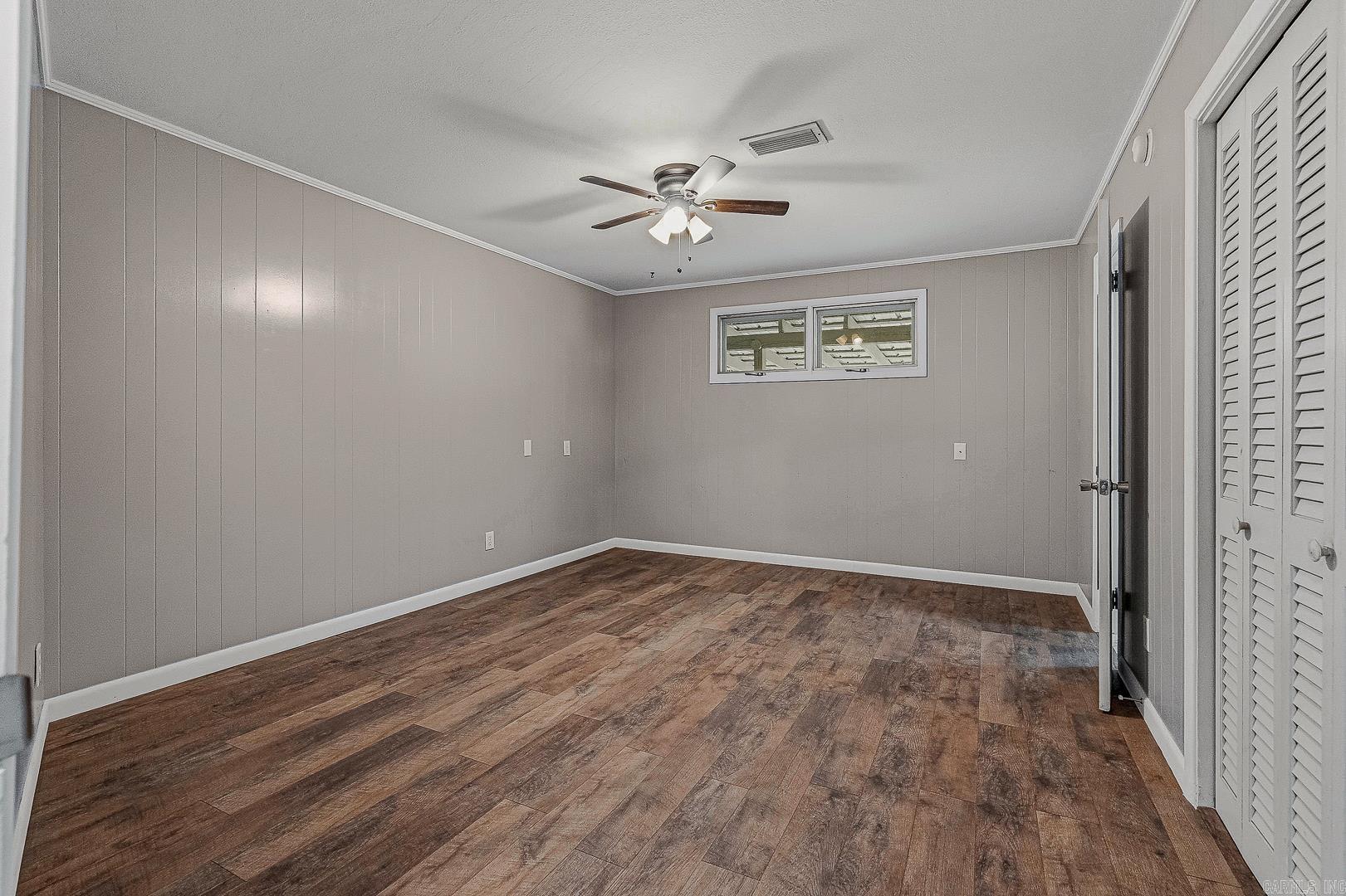 100 Holmes Road Property Photo 27