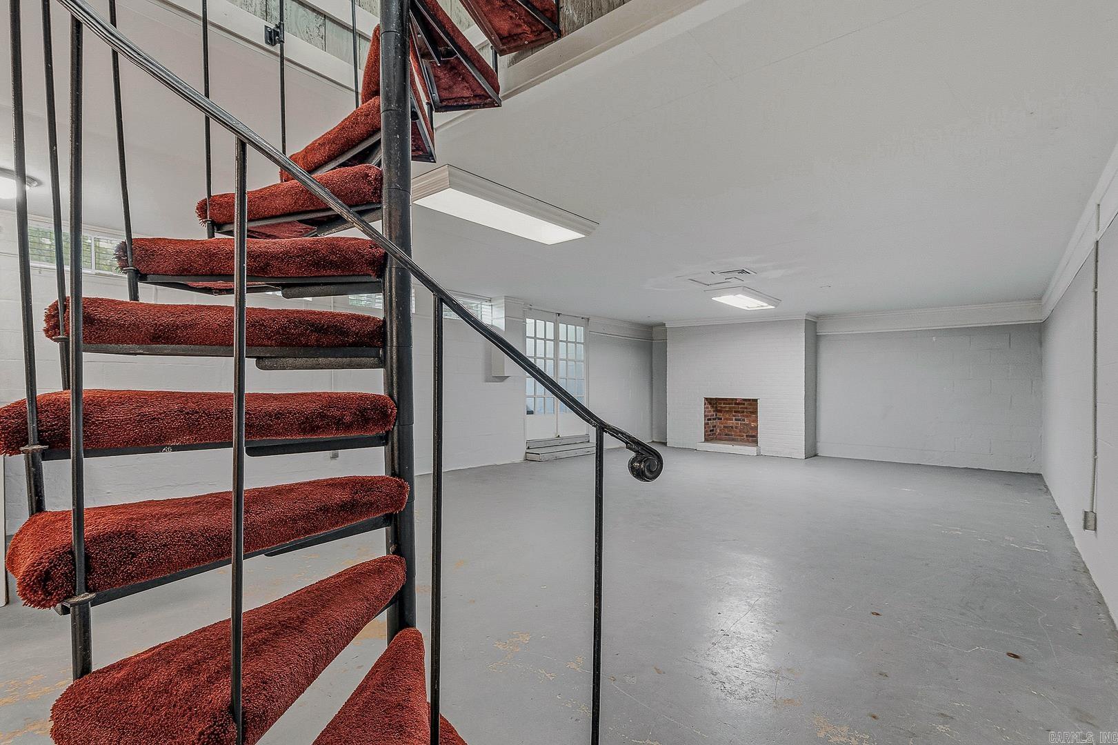 100 Holmes Road Property Photo 31