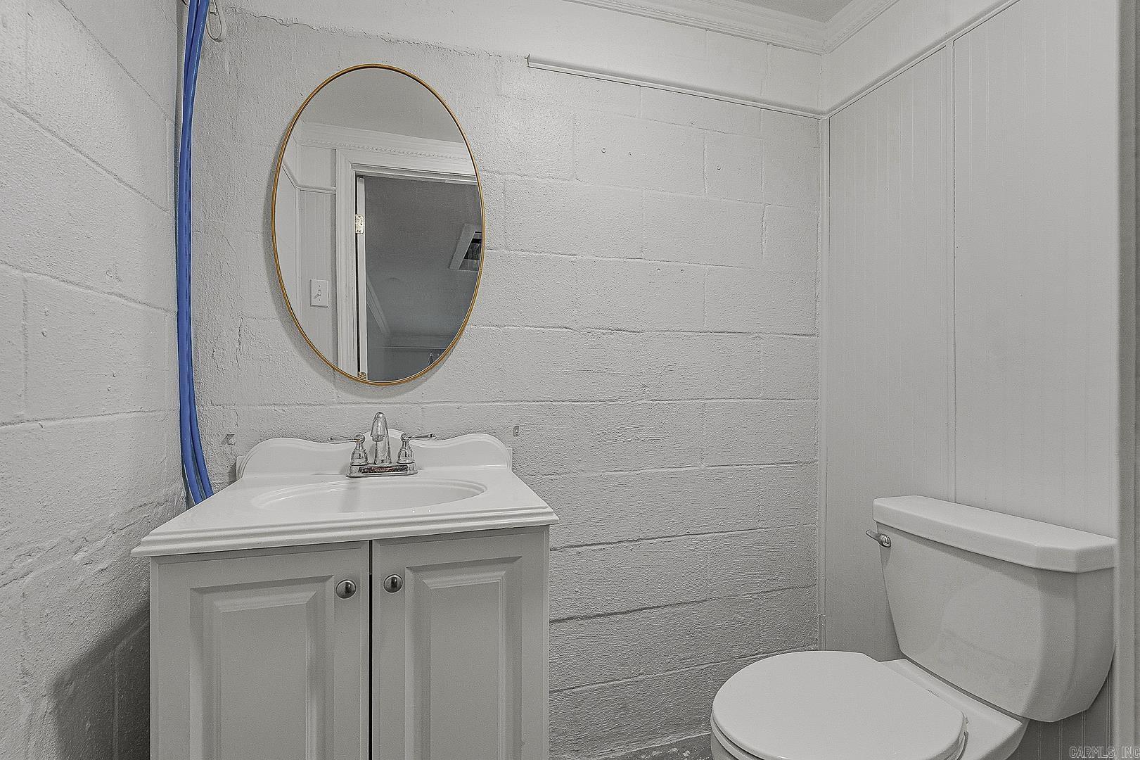 100 Holmes Road Property Photo 36