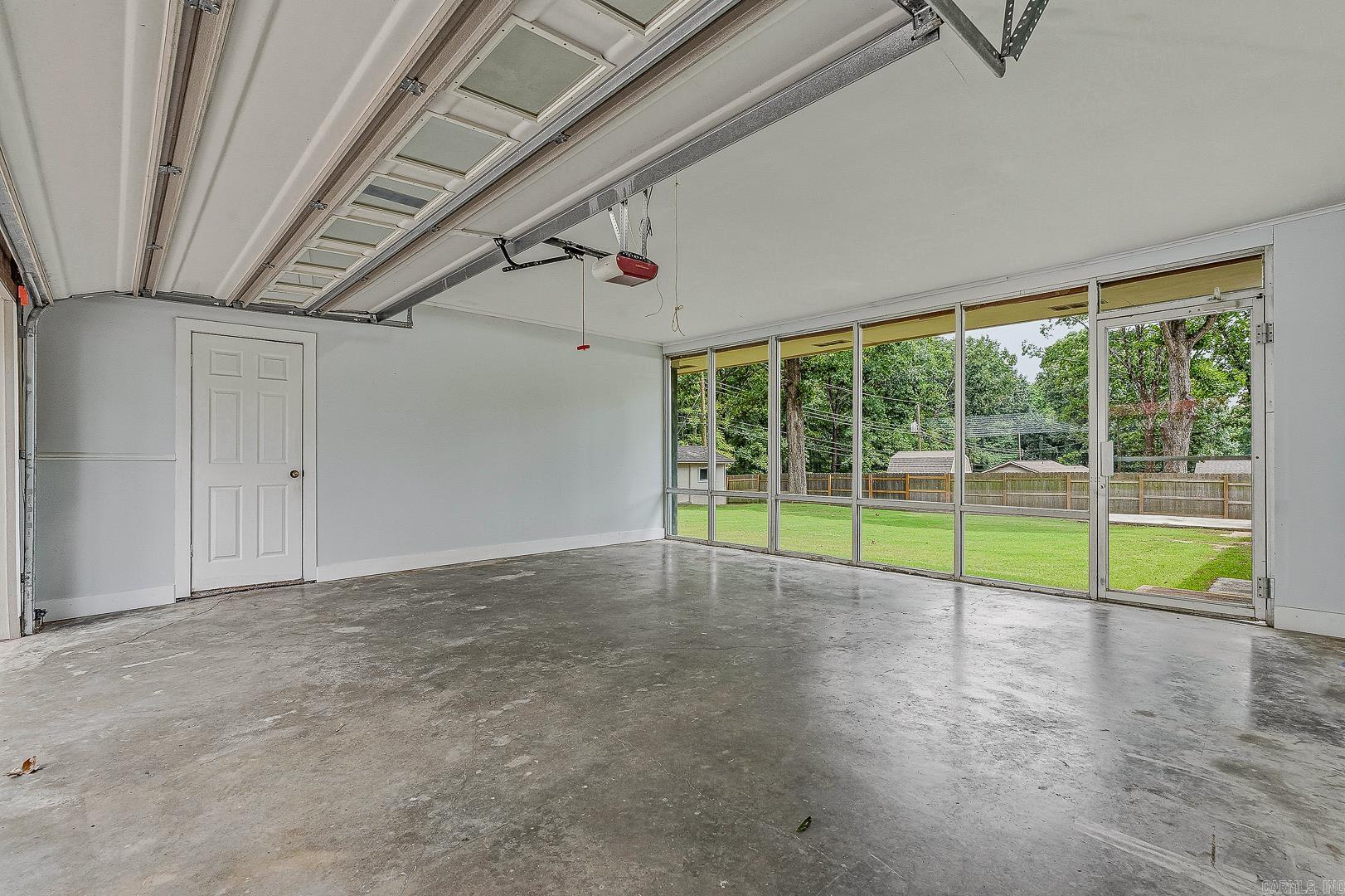 100 Holmes Road Property Photo 39