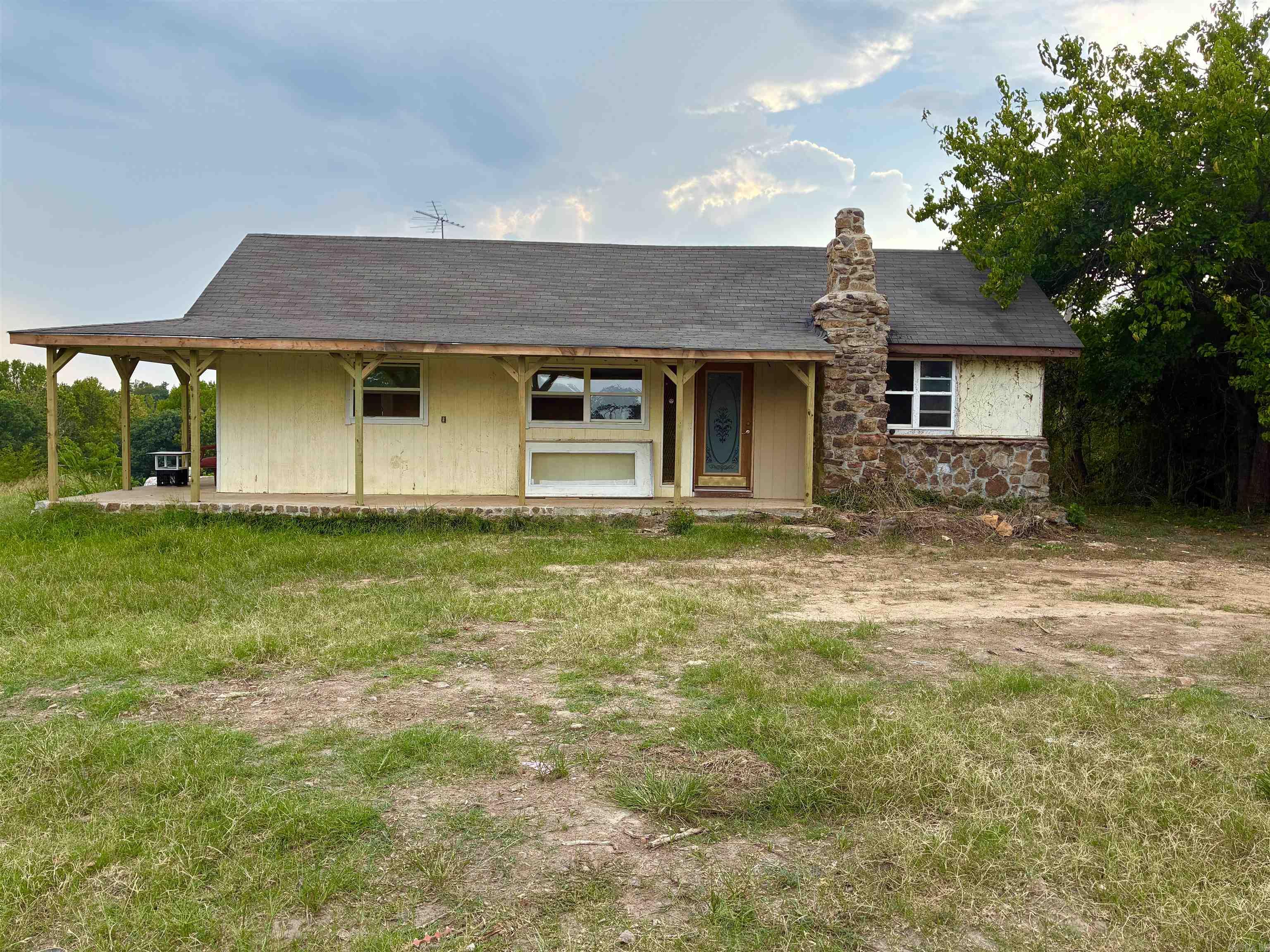 173 Mcelroy Road Property Photo 1