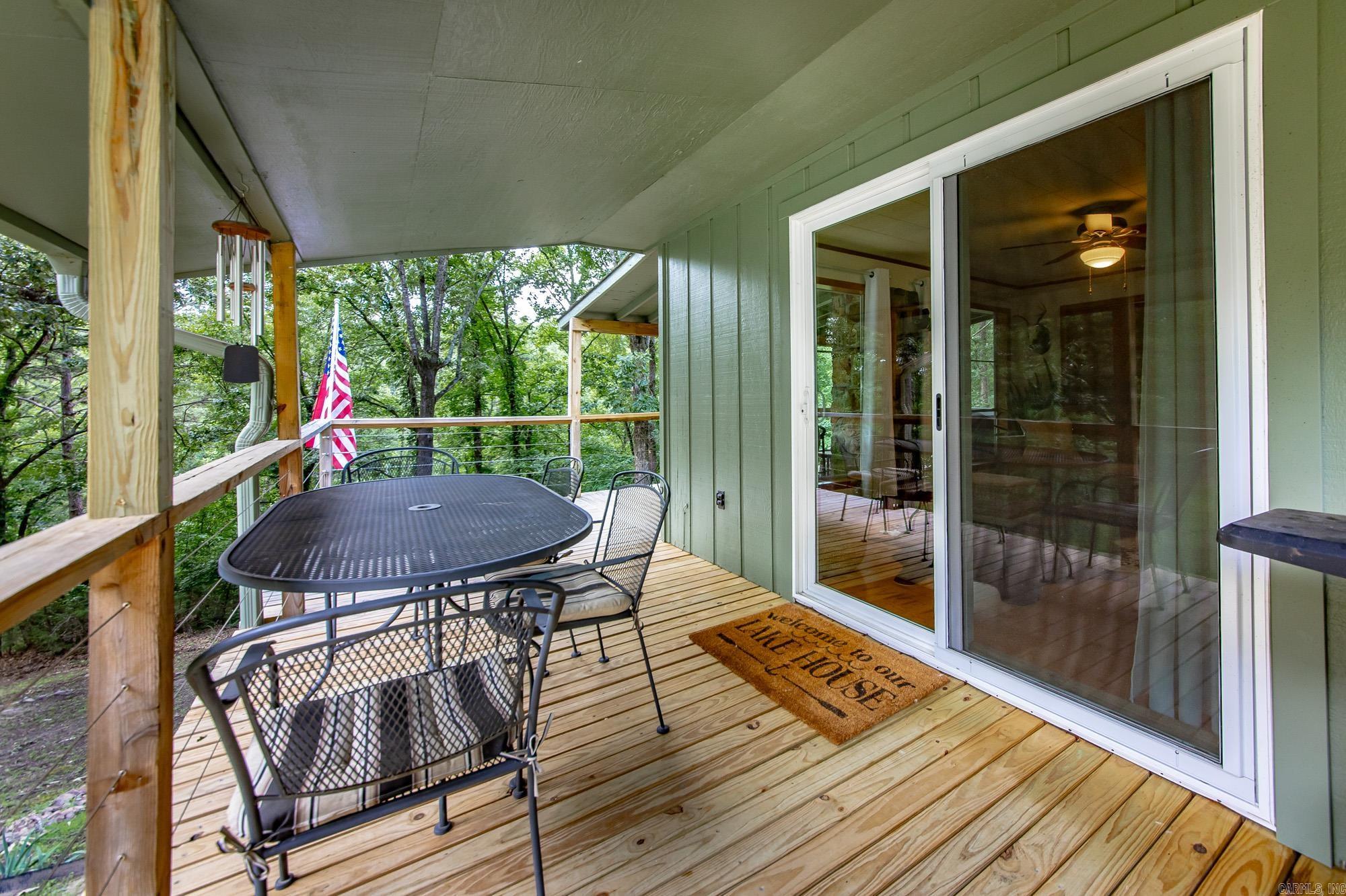 403 Lake Shore Drive Property Photo 6