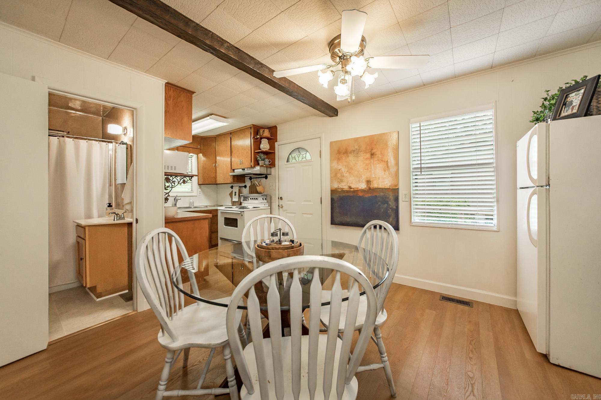 403 Lake Shore Drive Property Photo 7