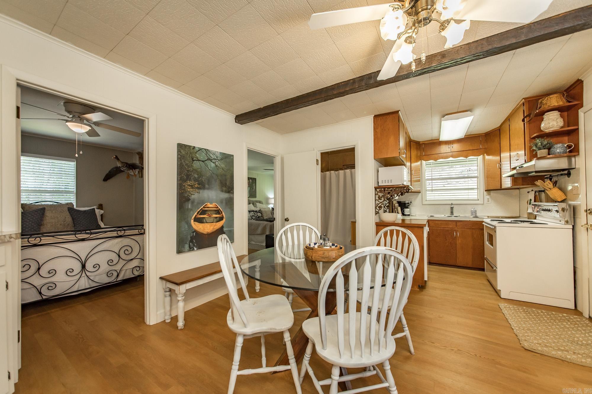 403 Lake Shore Drive Property Photo 12