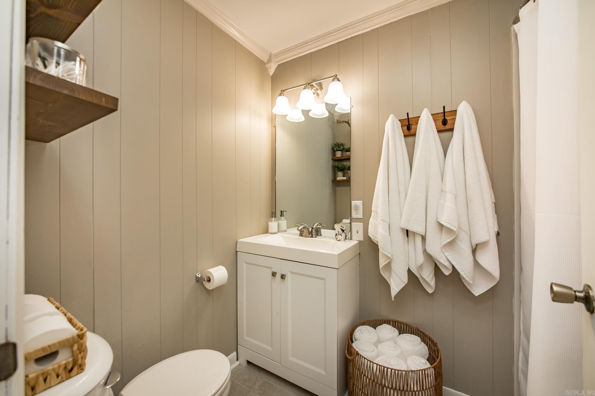 403 Lake Shore Drive Property Photo 21