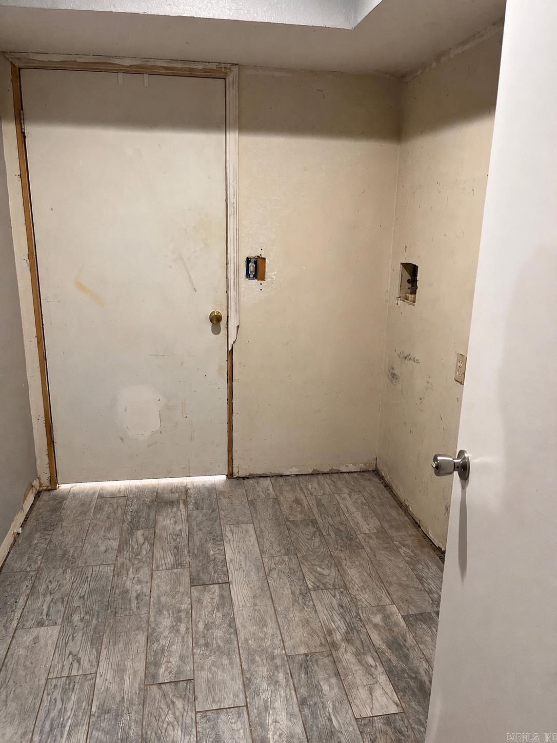 2116 Newberry Road Property Photo 8