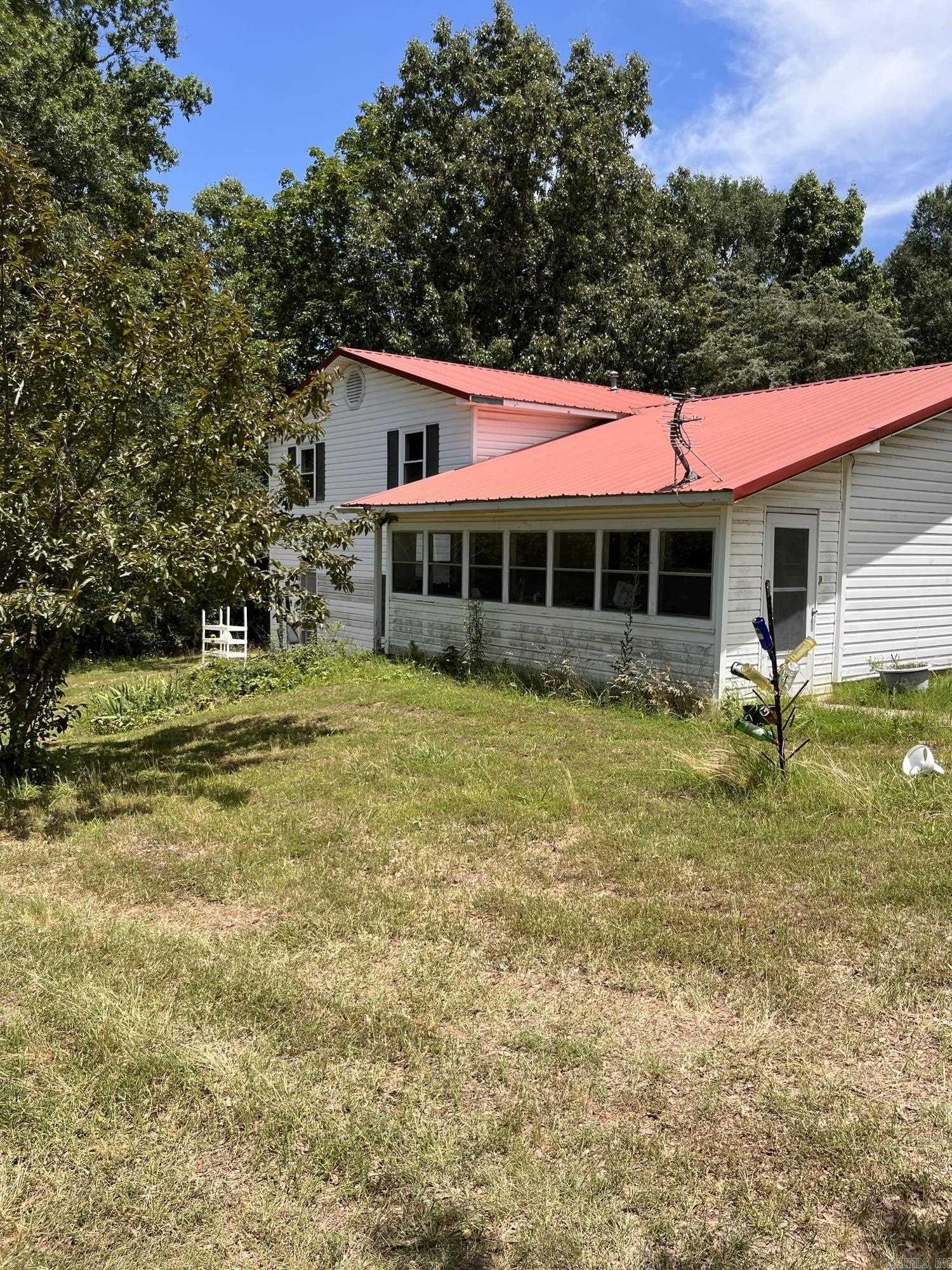 2116 Newberry Road Property Photo 22