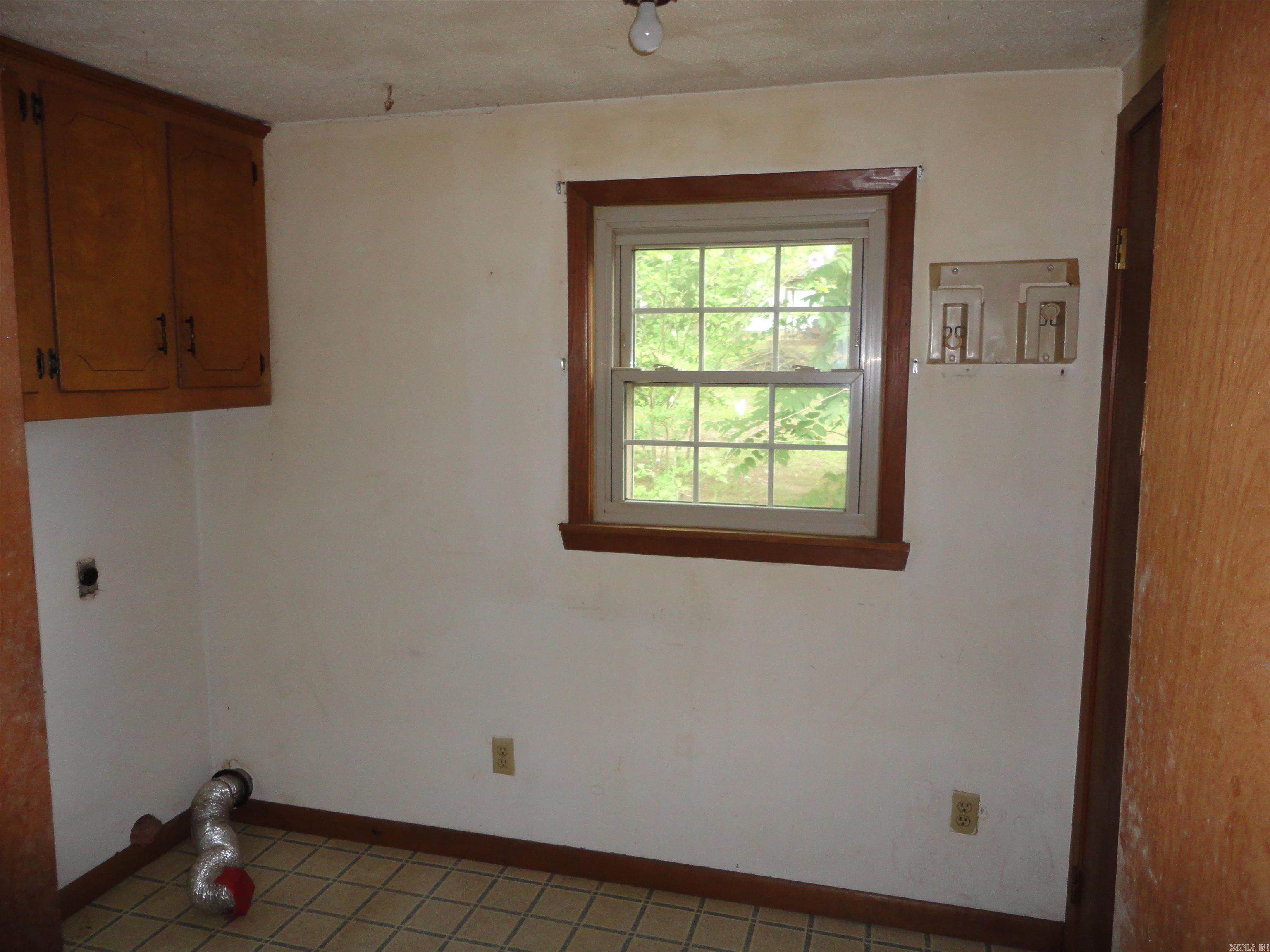 808 Gayler Street Property Photo 10