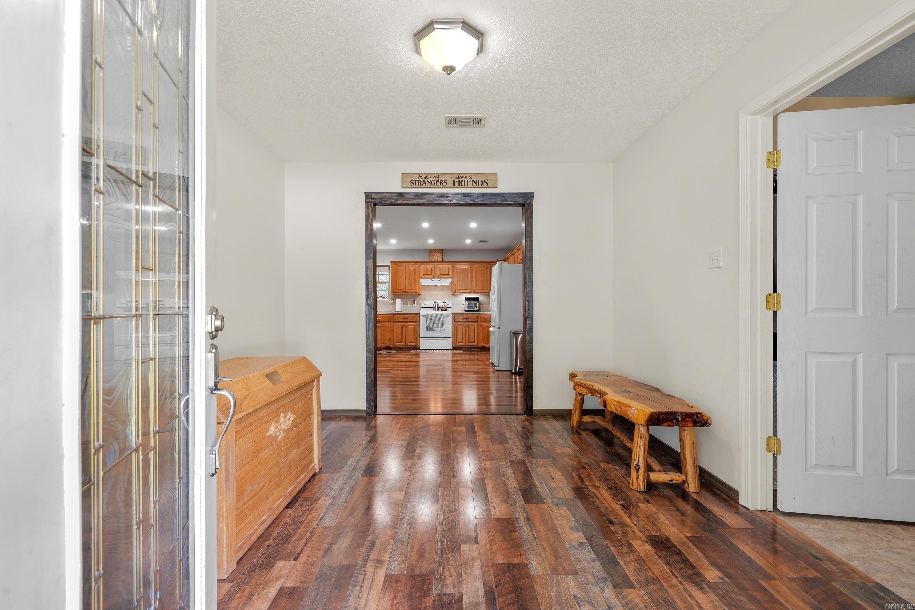 539 Charlie Stover Road Property Photo 4