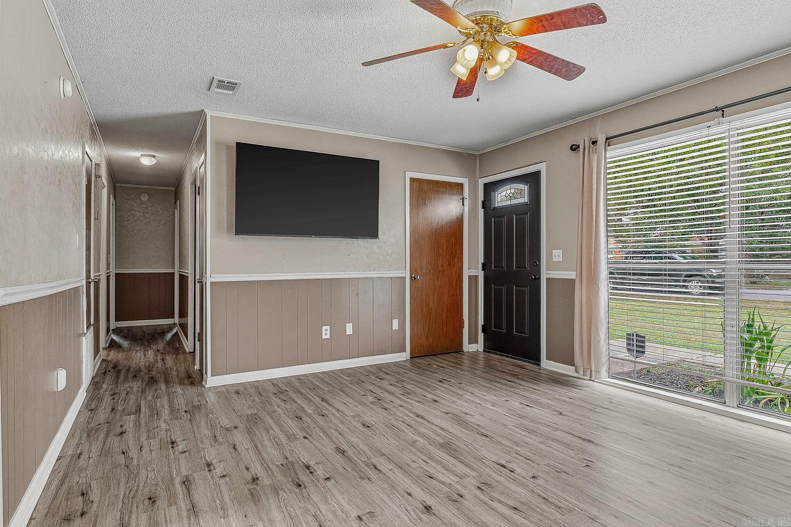 715 Se 7th Street Property Photo 5