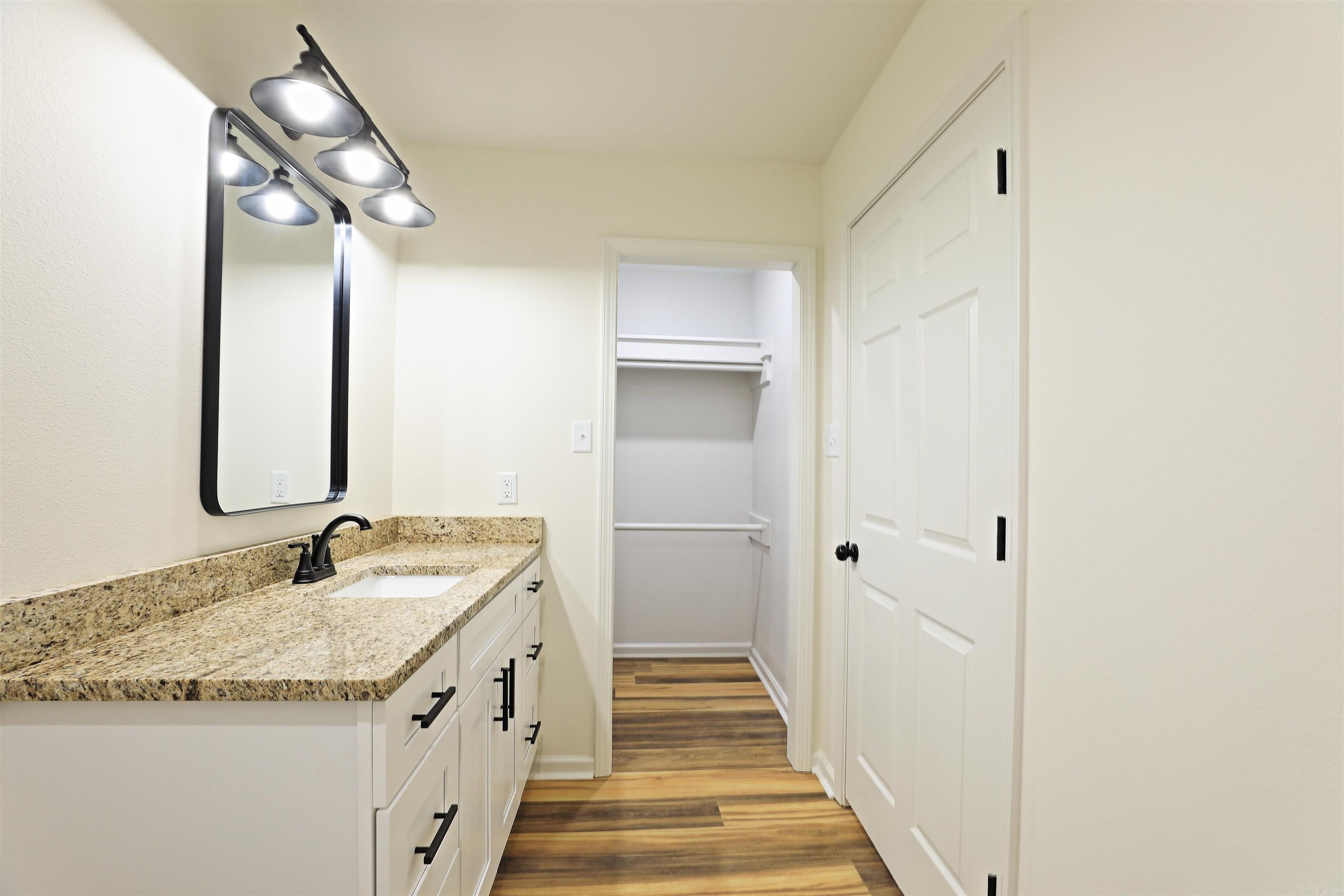 502 Hart Cove Property Photo 20