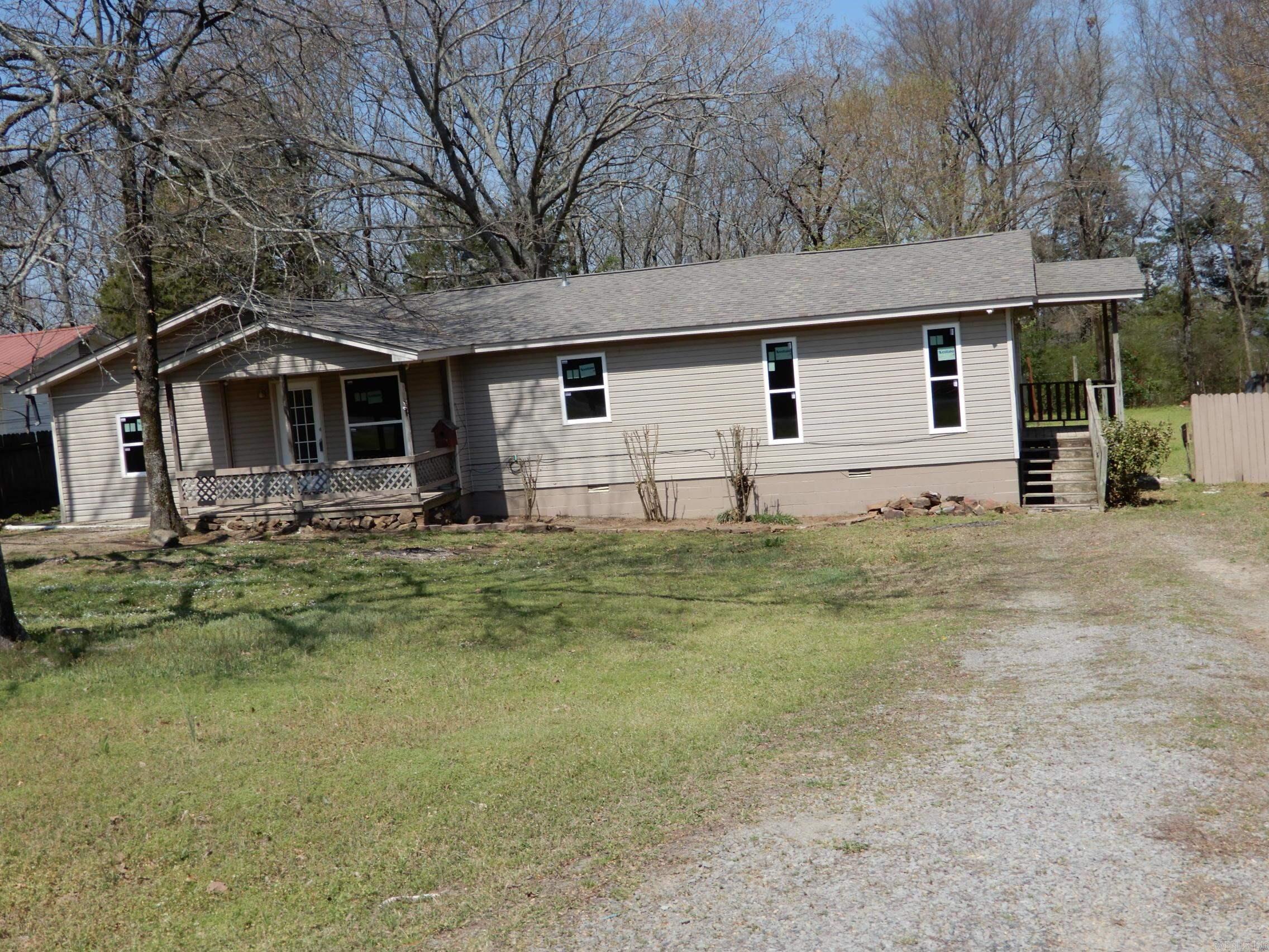 121 Rolling Hills Road Property Photo 1