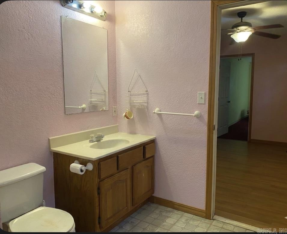 534 Oakley Road Property Photo 3