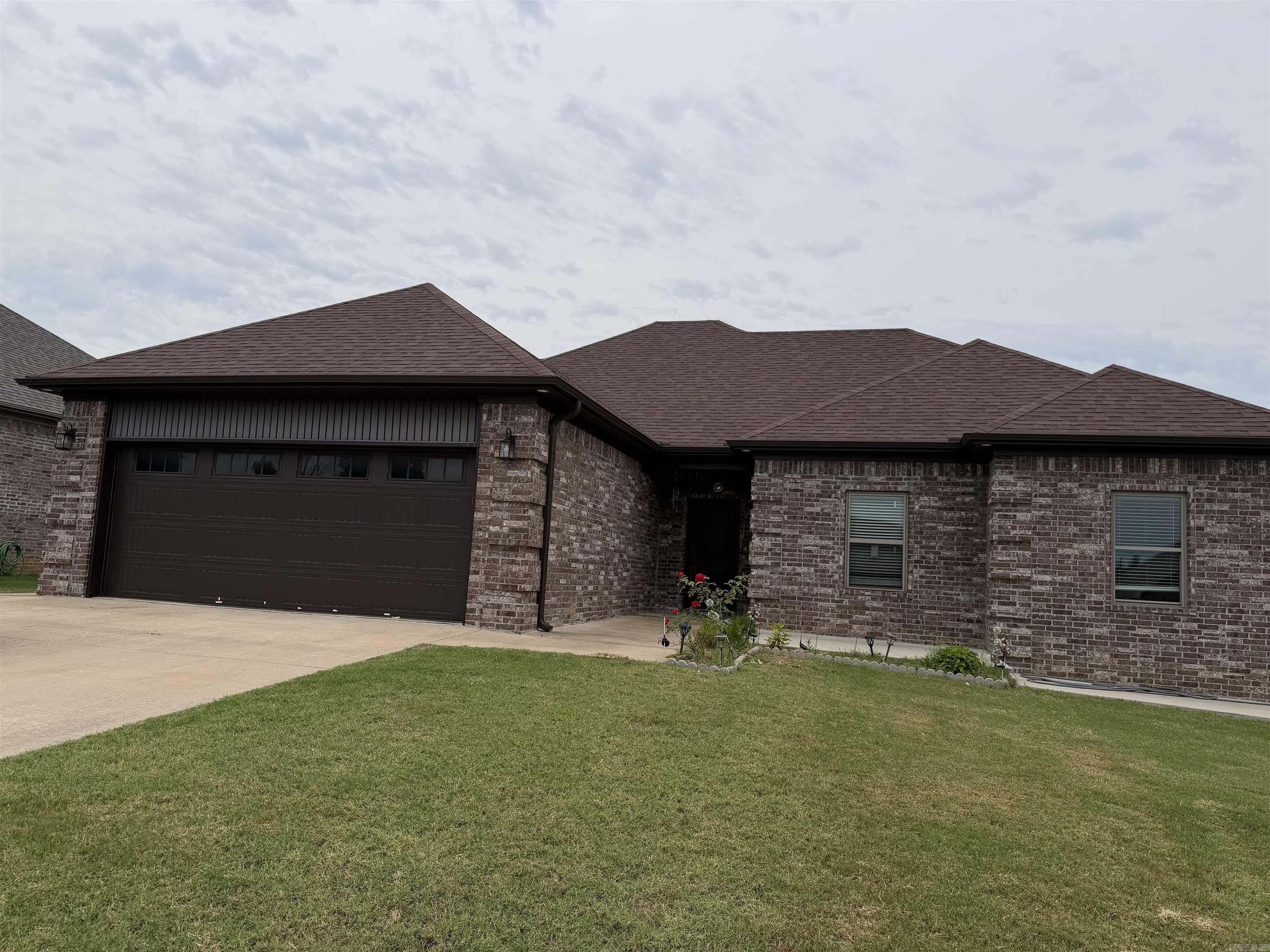 810 Mango Loop Loop Property Photo 5