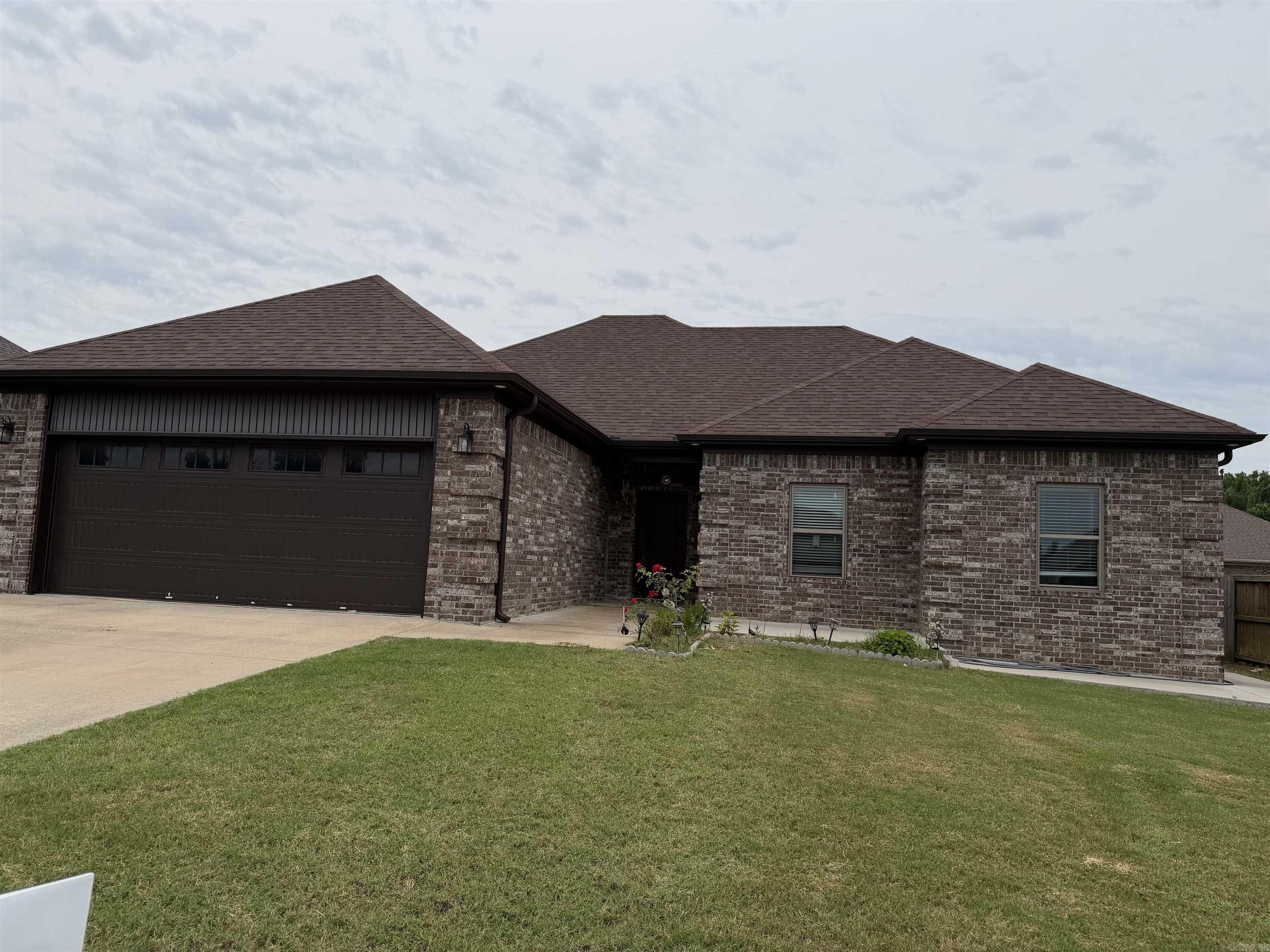 810 Mango Loop Loop Property Photo 6
