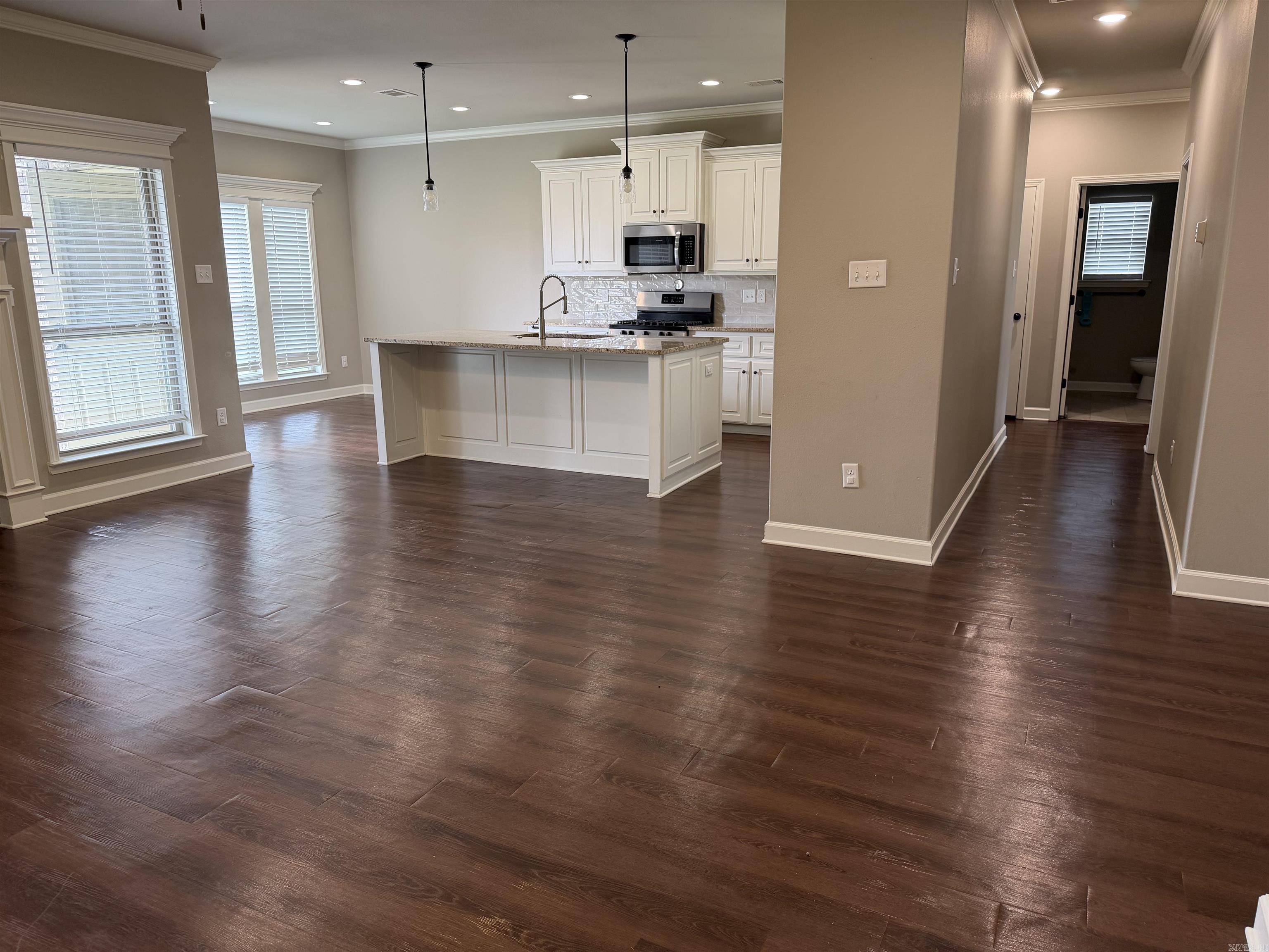 810 Mango Loop Loop Property Photo 12
