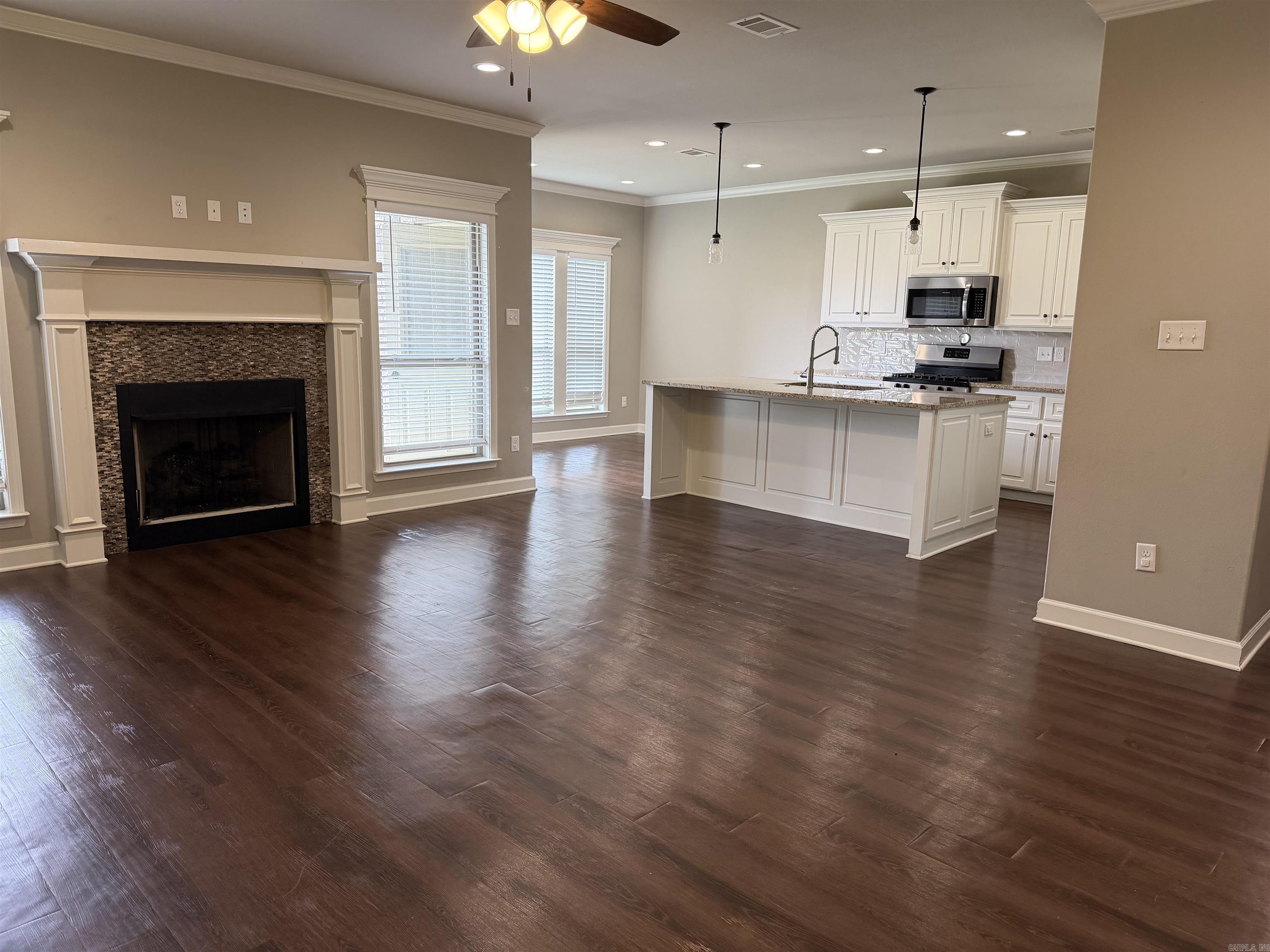 810 Mango Loop Loop Property Photo 13